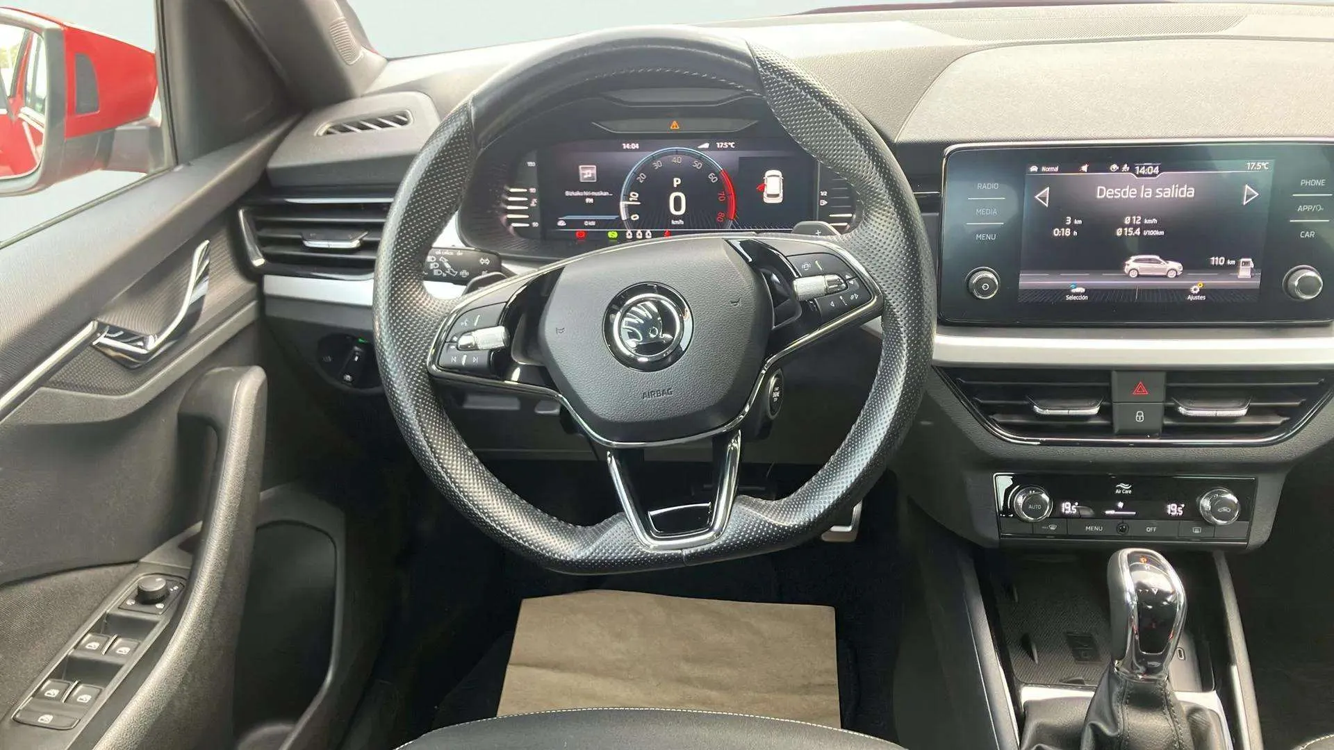 Škoda Kamiq 1.5 TSI DSG Sport - foto 13