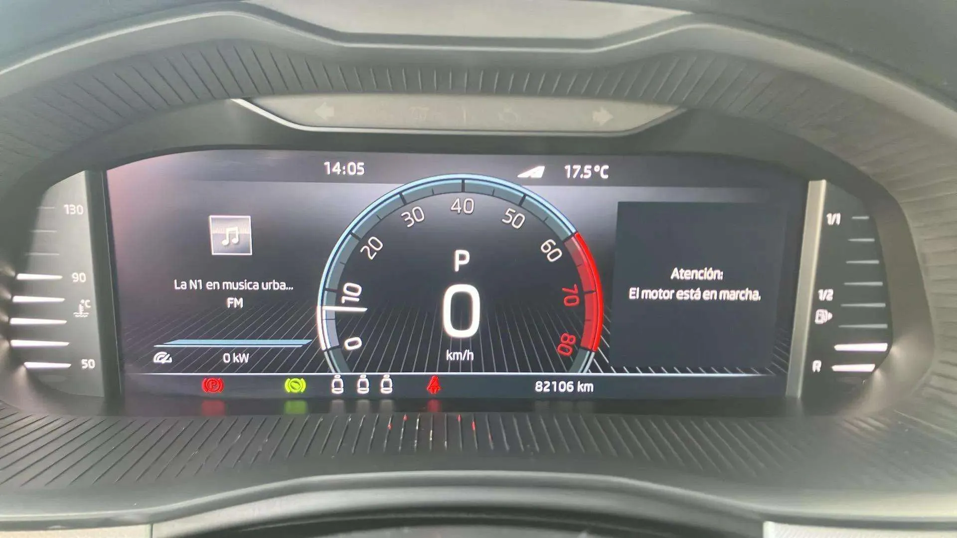 Škoda Kamiq 1.5 TSI DSG Sport - foto 14