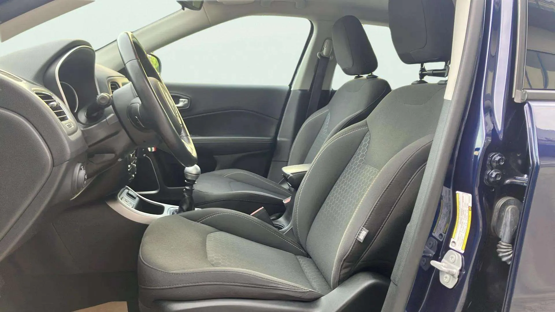 Jeep Compass 1.4 Mair Limited 4x2 - foto 15