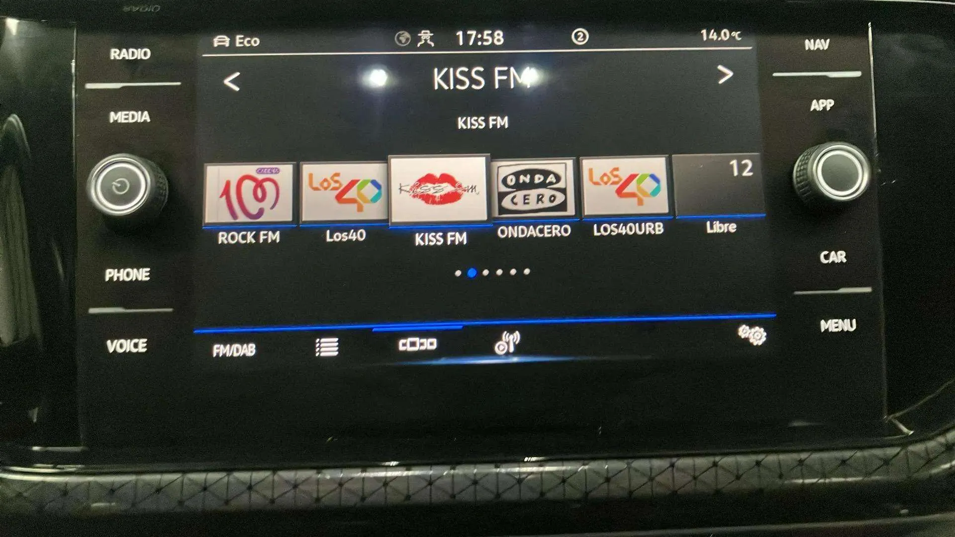 Volkswagen T-Cross Sport 1.0 TSI DSG - foto 15