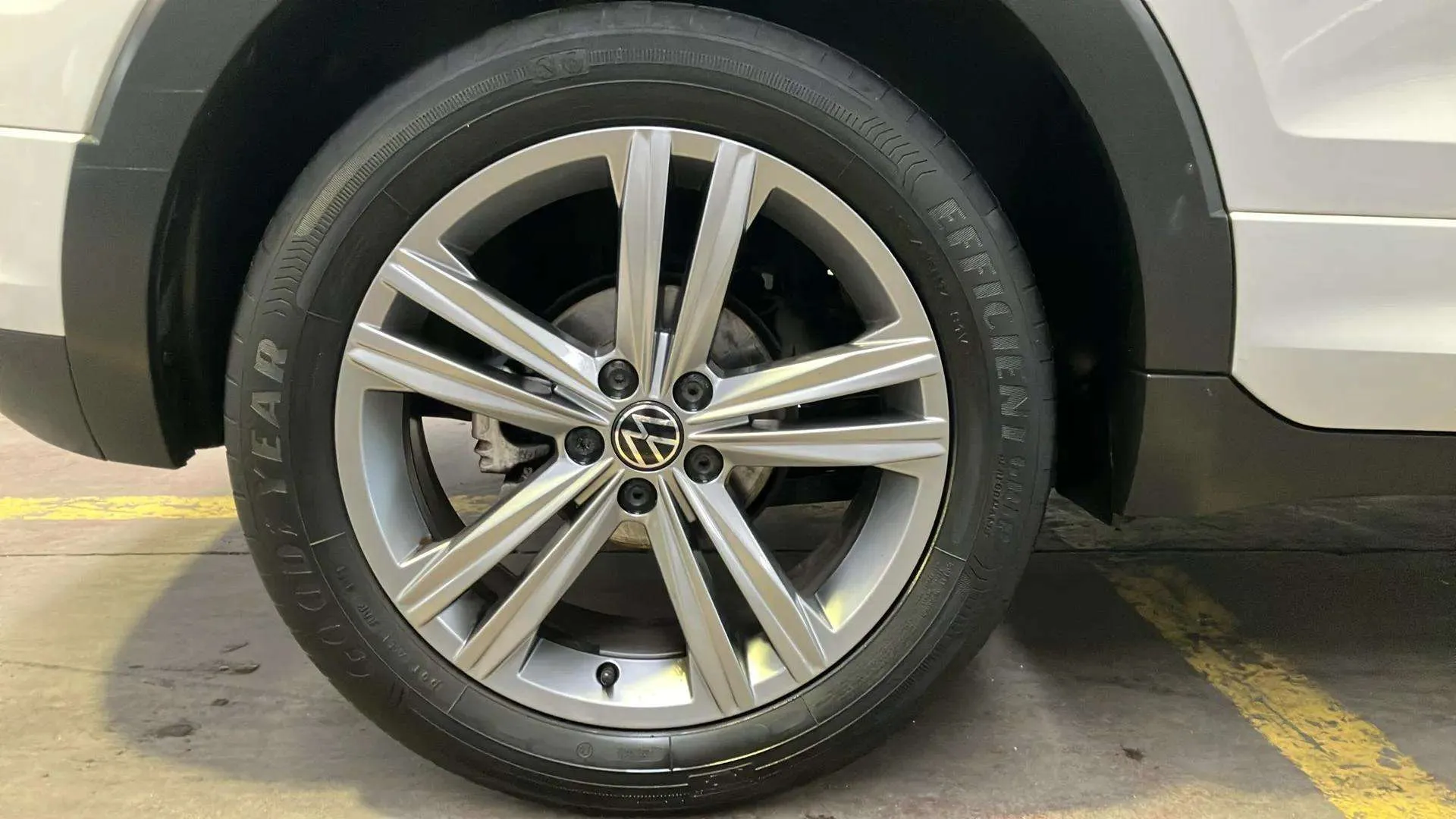 Volkswagen T-Cross Sport 1.0 TSI DSG - foto 21