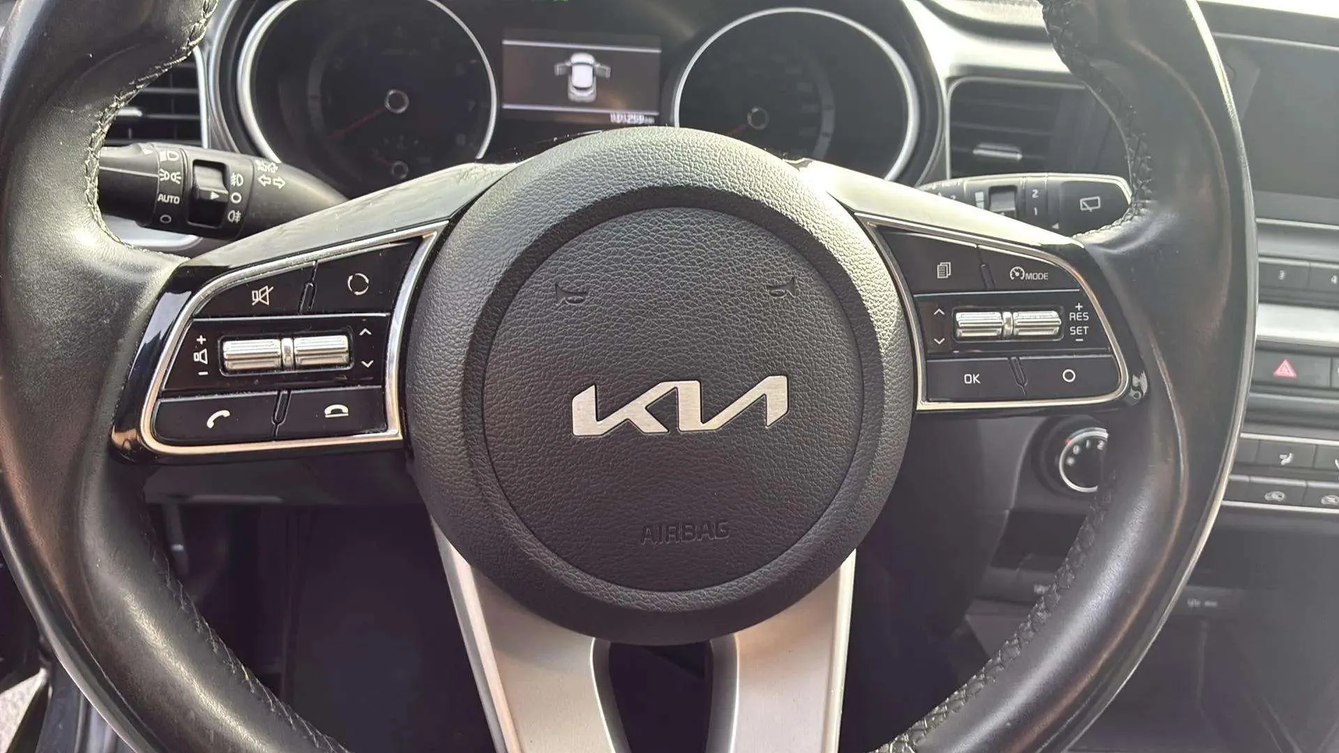 Kia XCeed 1.0 T-GDi Concept - foto 13