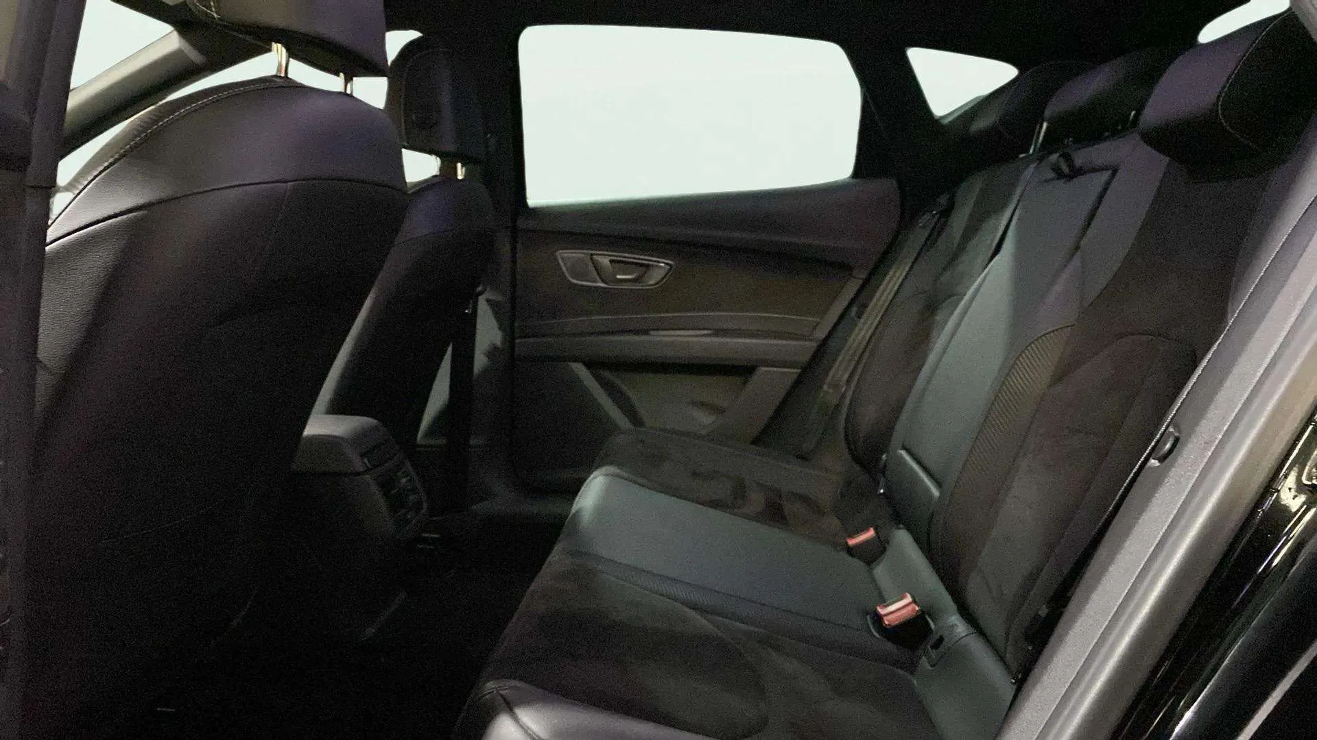 SEAT León 2.0 TSI DSG-7 Cupra - foto 13