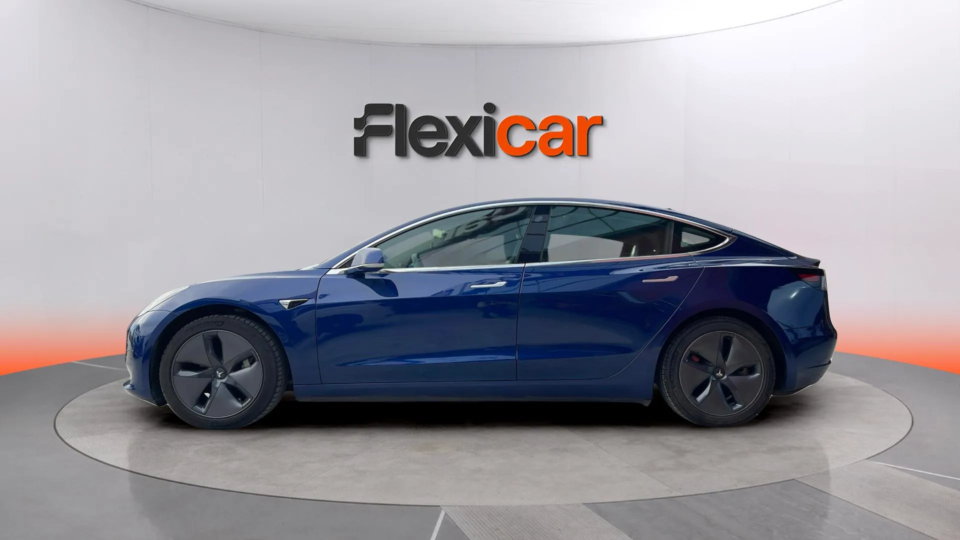 Tesla Model 3 Estándar Plus RWD - foto 4