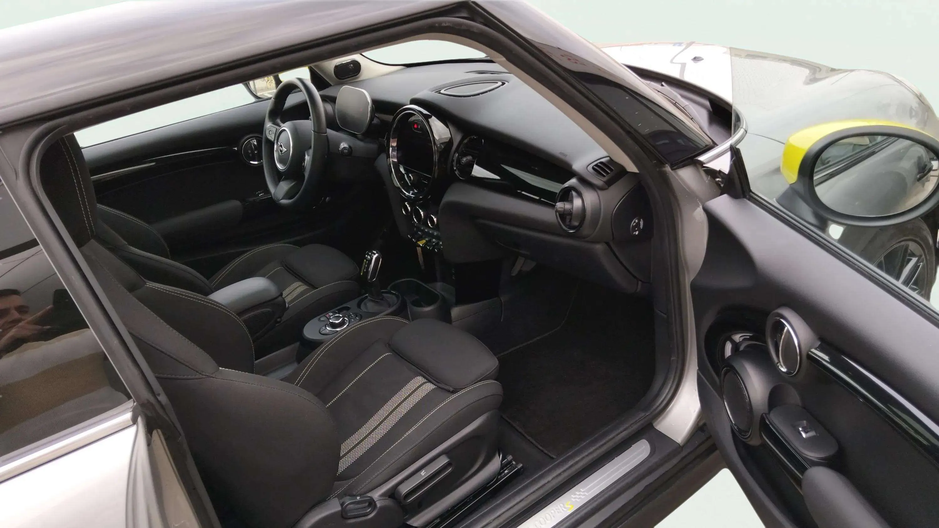 MINI Cooper SE - foto 21