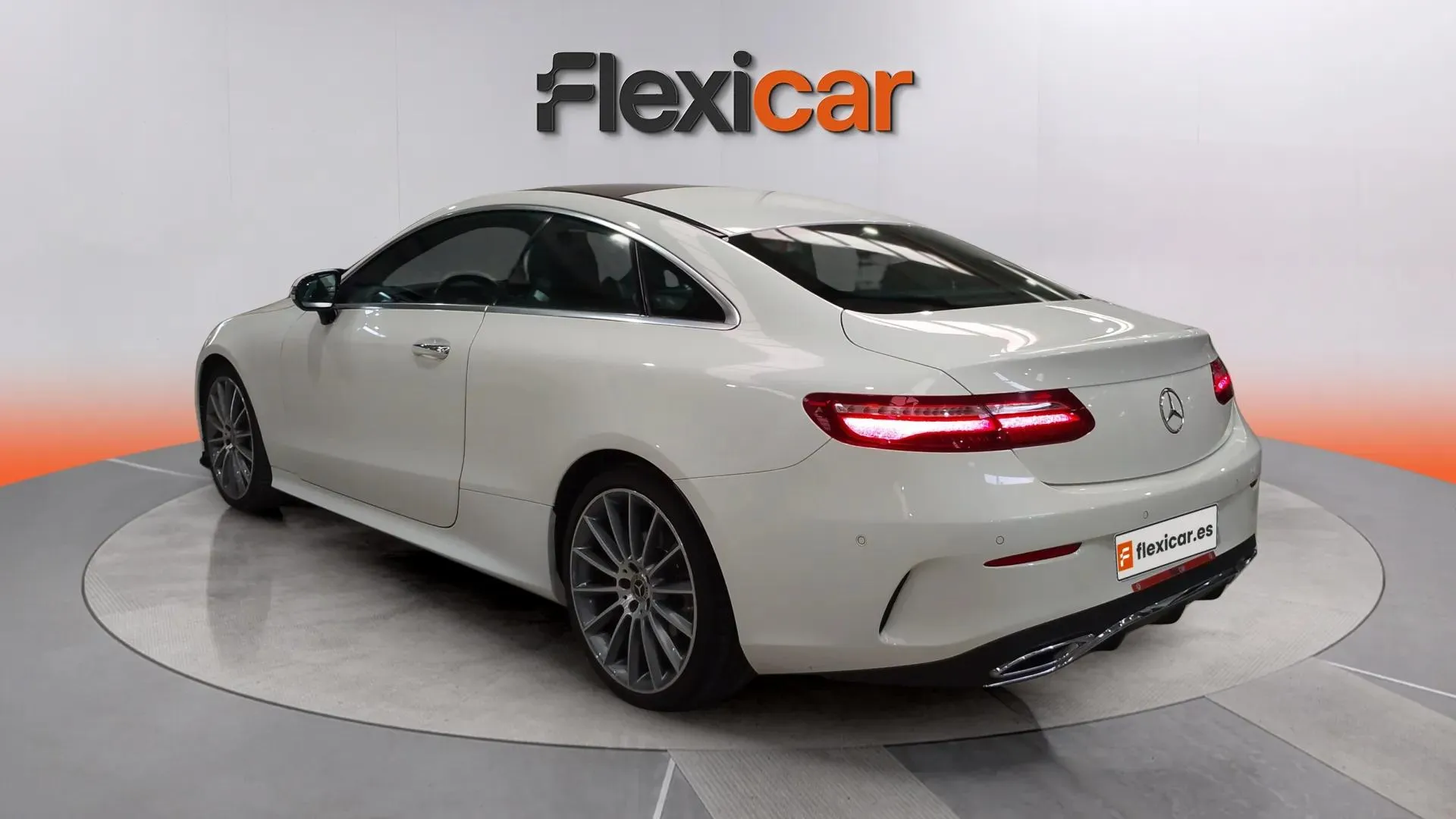 Mercedes-Benz Clase E Coupé E 220 d - foto 7