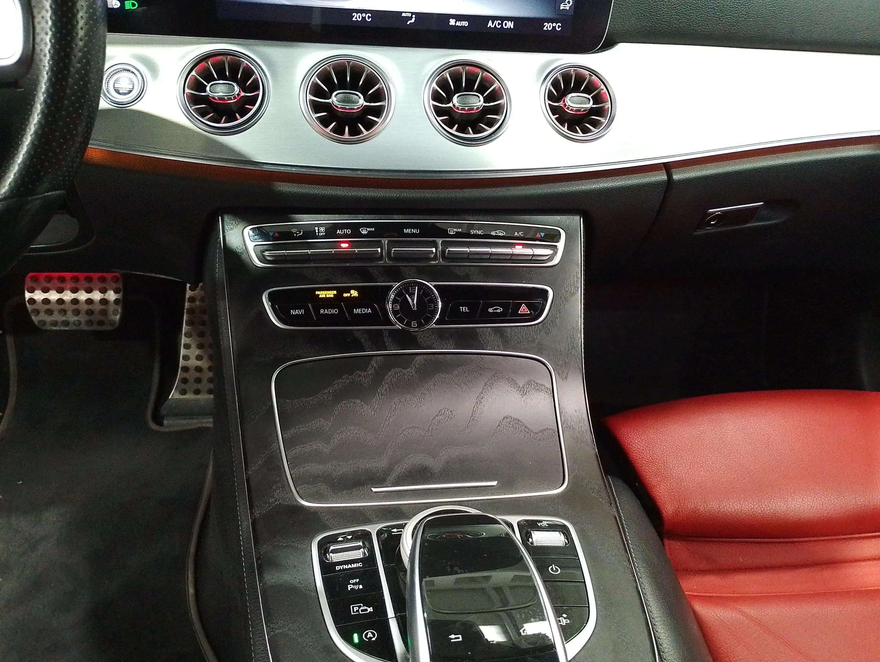 Mercedes-Benz Clase E Coupé E 220 d - foto 19