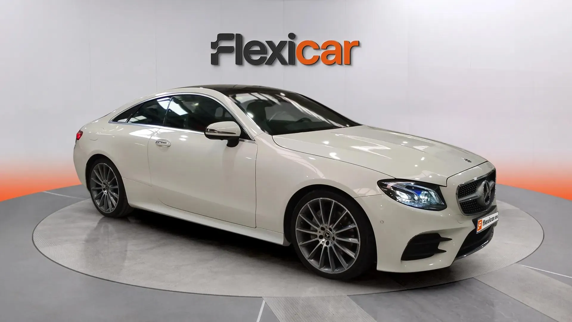 Mercedes-Benz Clase E Coupé E 220 d - foto 2