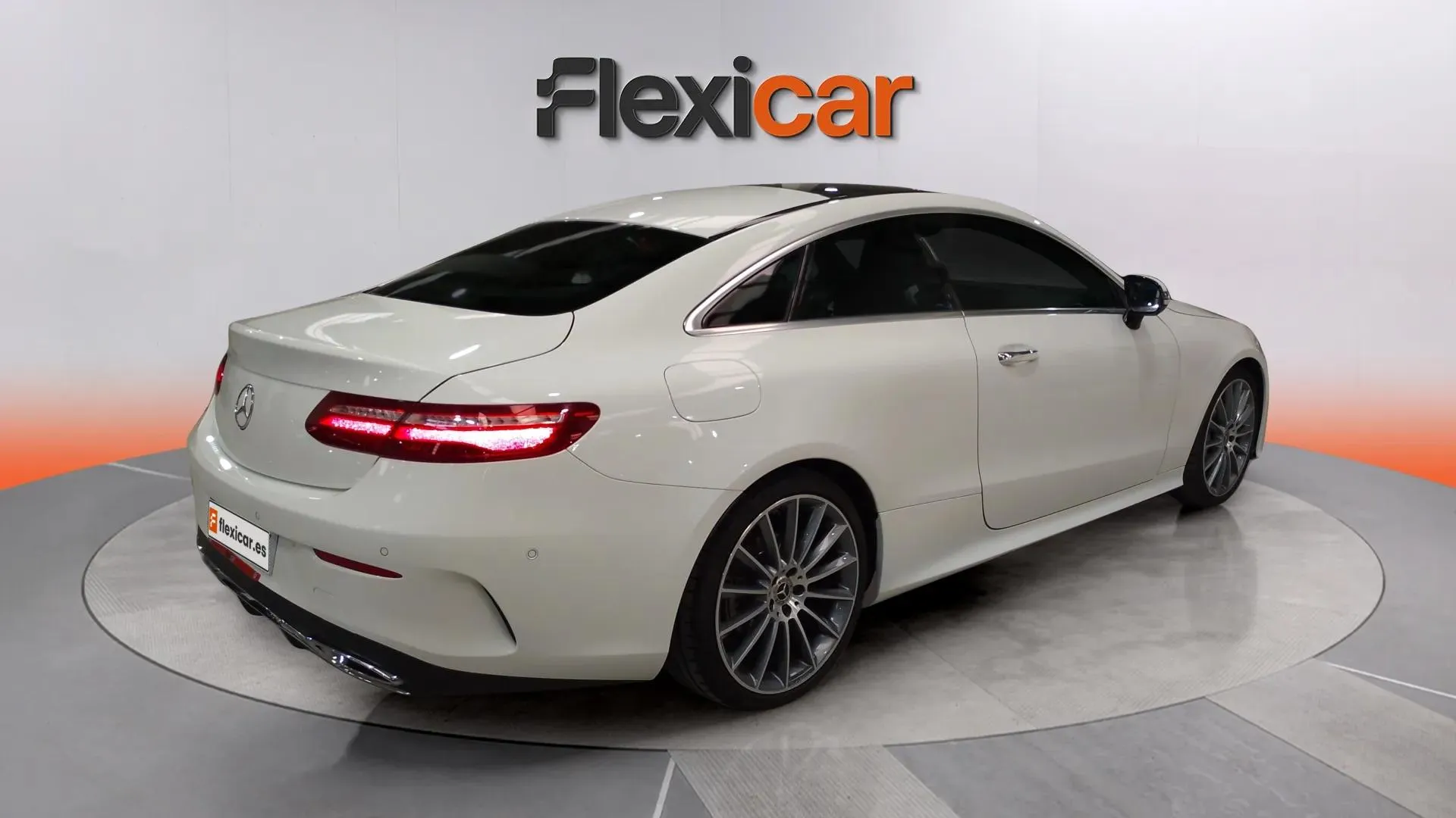 Mercedes-Benz Clase E Coupé E 220 d - foto 4