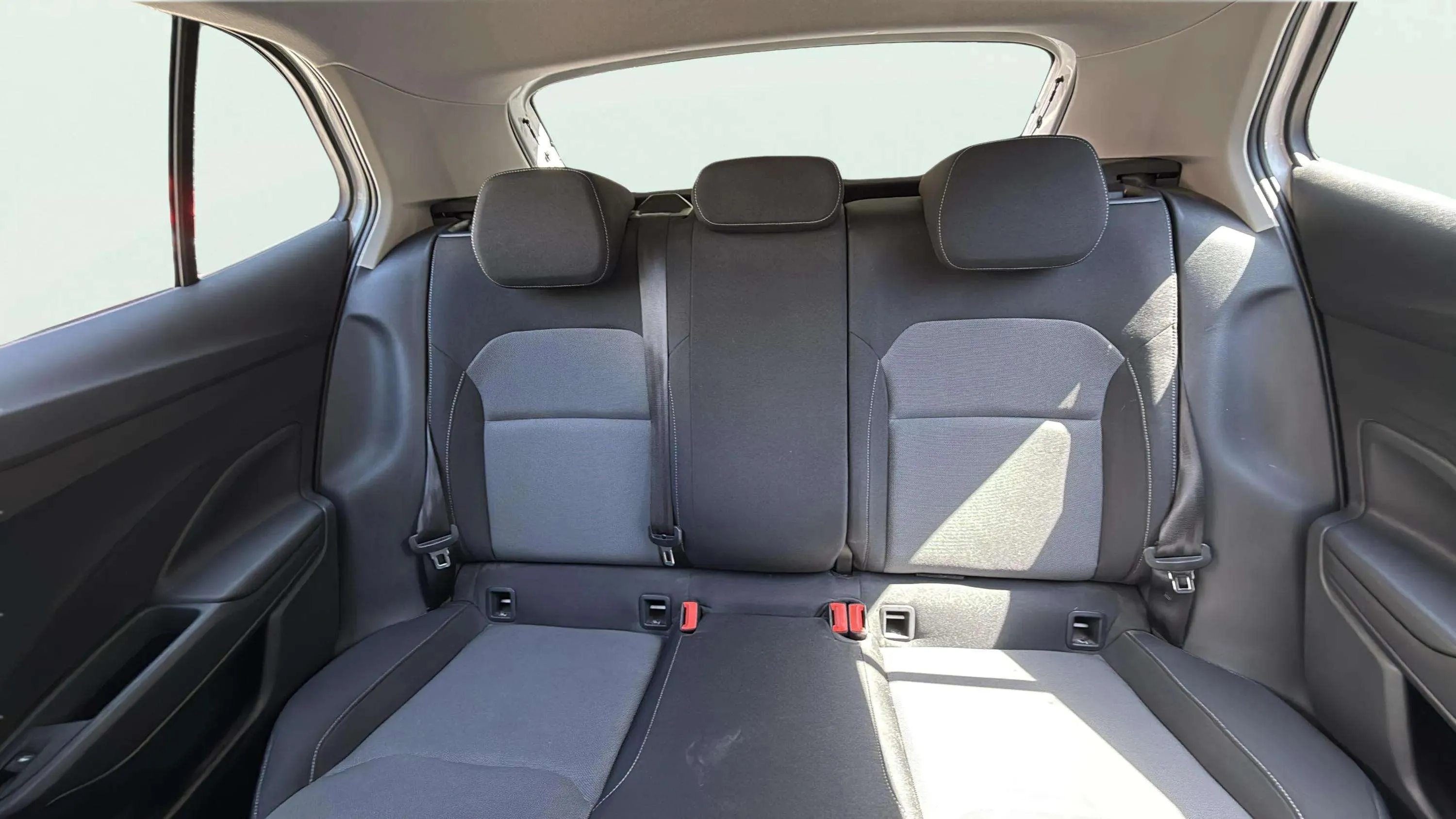 Škoda Fabia 1.0 MPI Active - foto 15