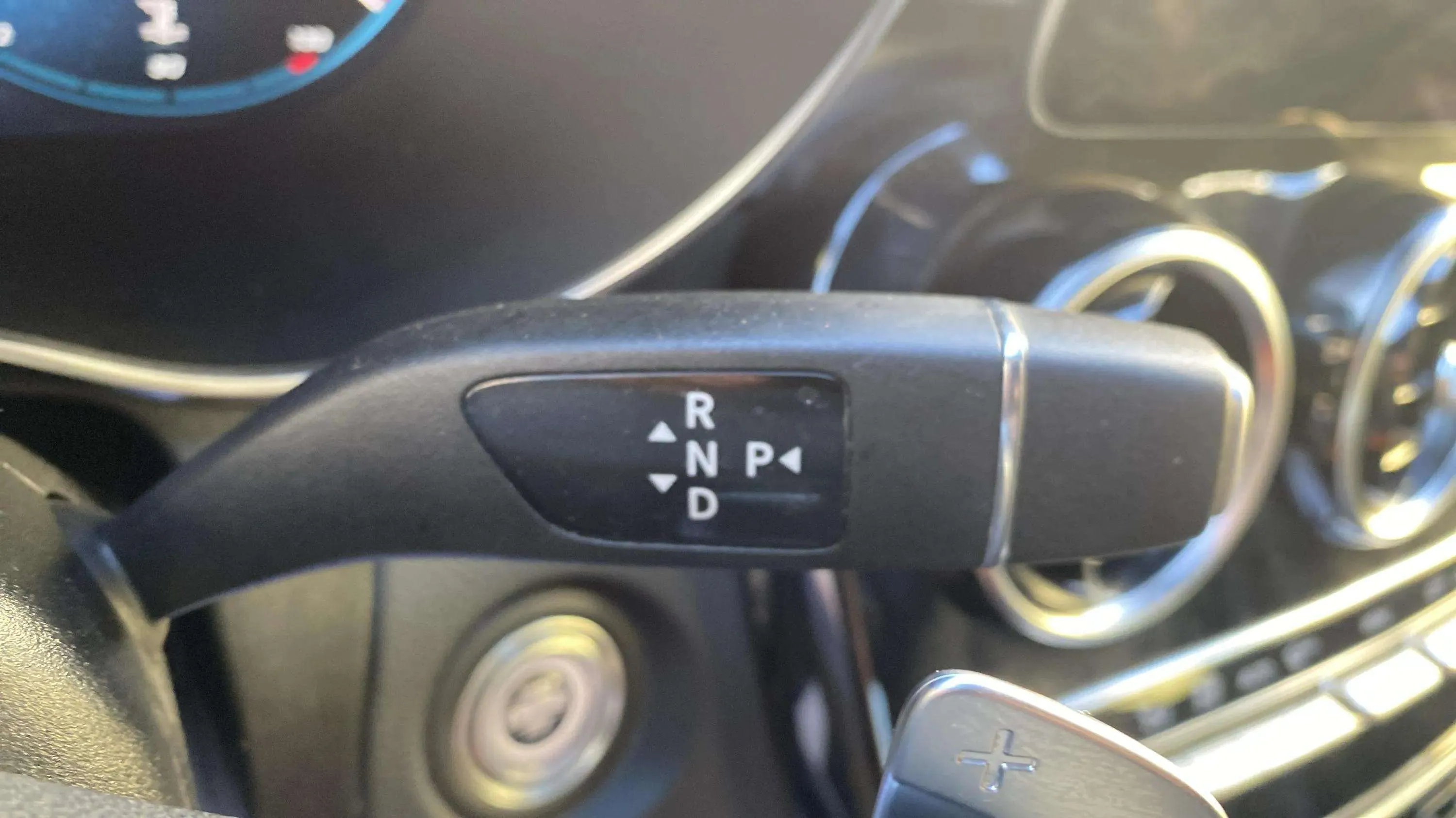 Mercedes-Benz GLC 220 d 4MATIC - foto 10