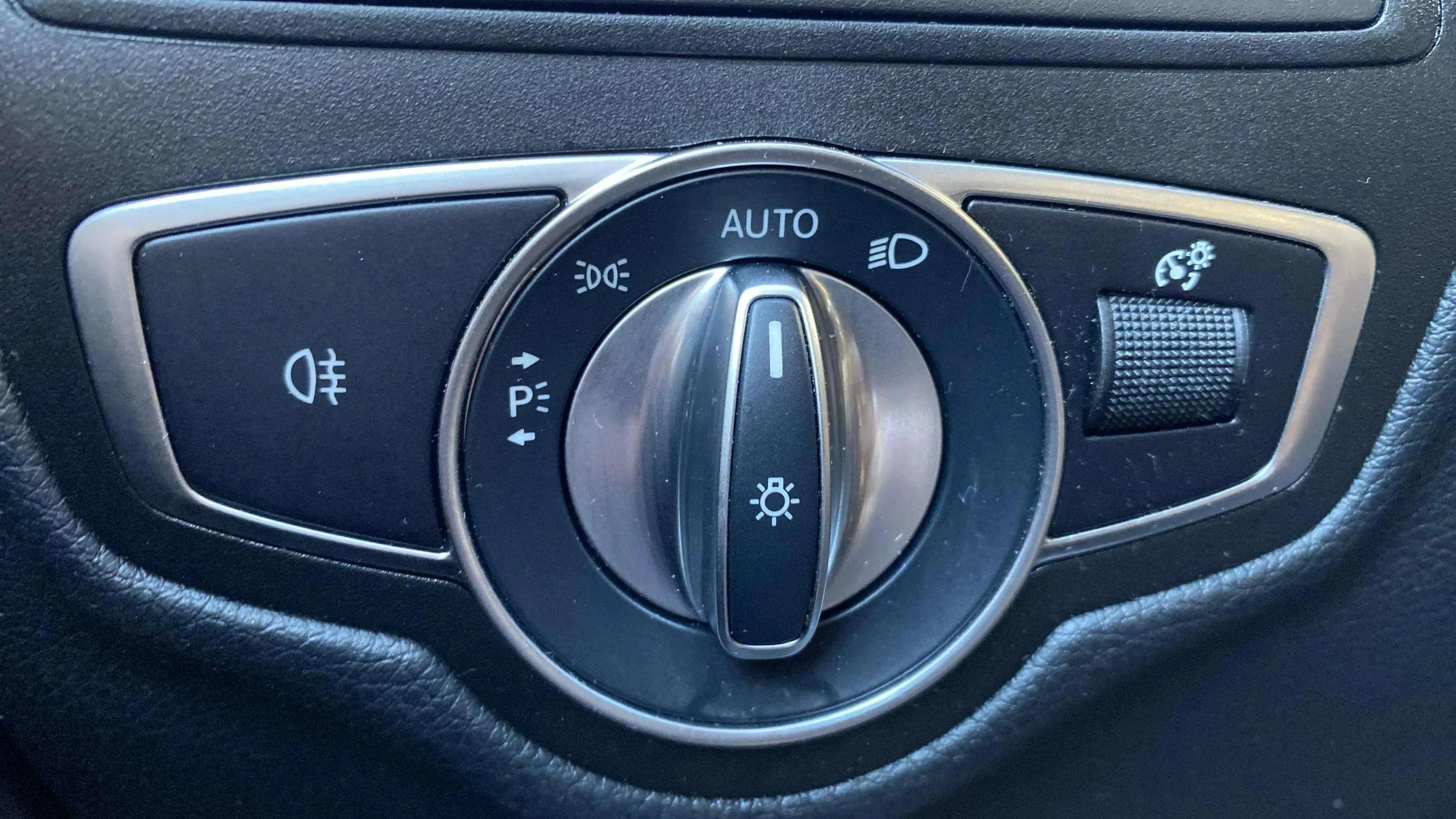 Mercedes-Benz GLC 220 d 4MATIC - foto 18