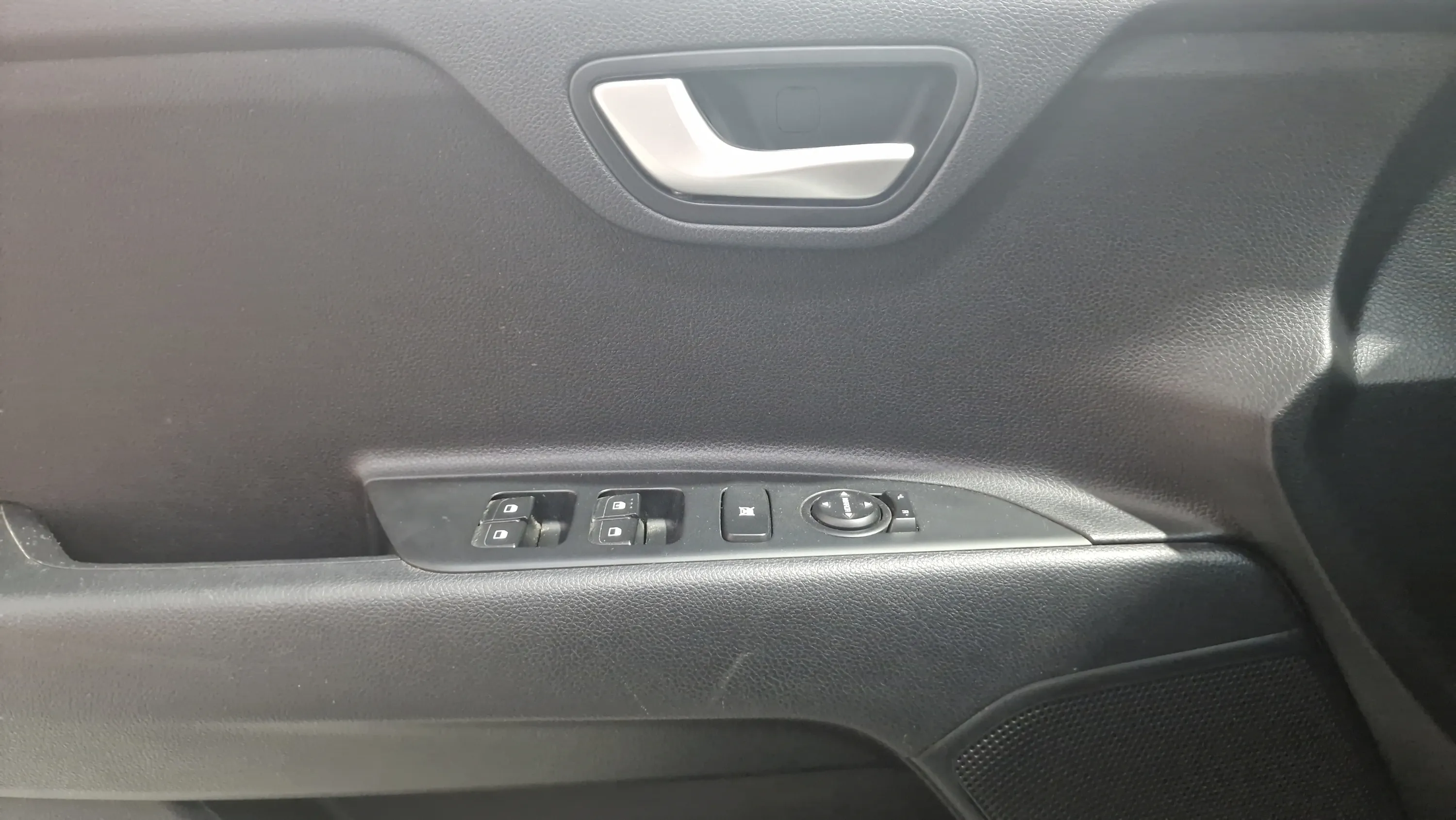 Kia Stonic 1.2 DPi Concept - foto 29