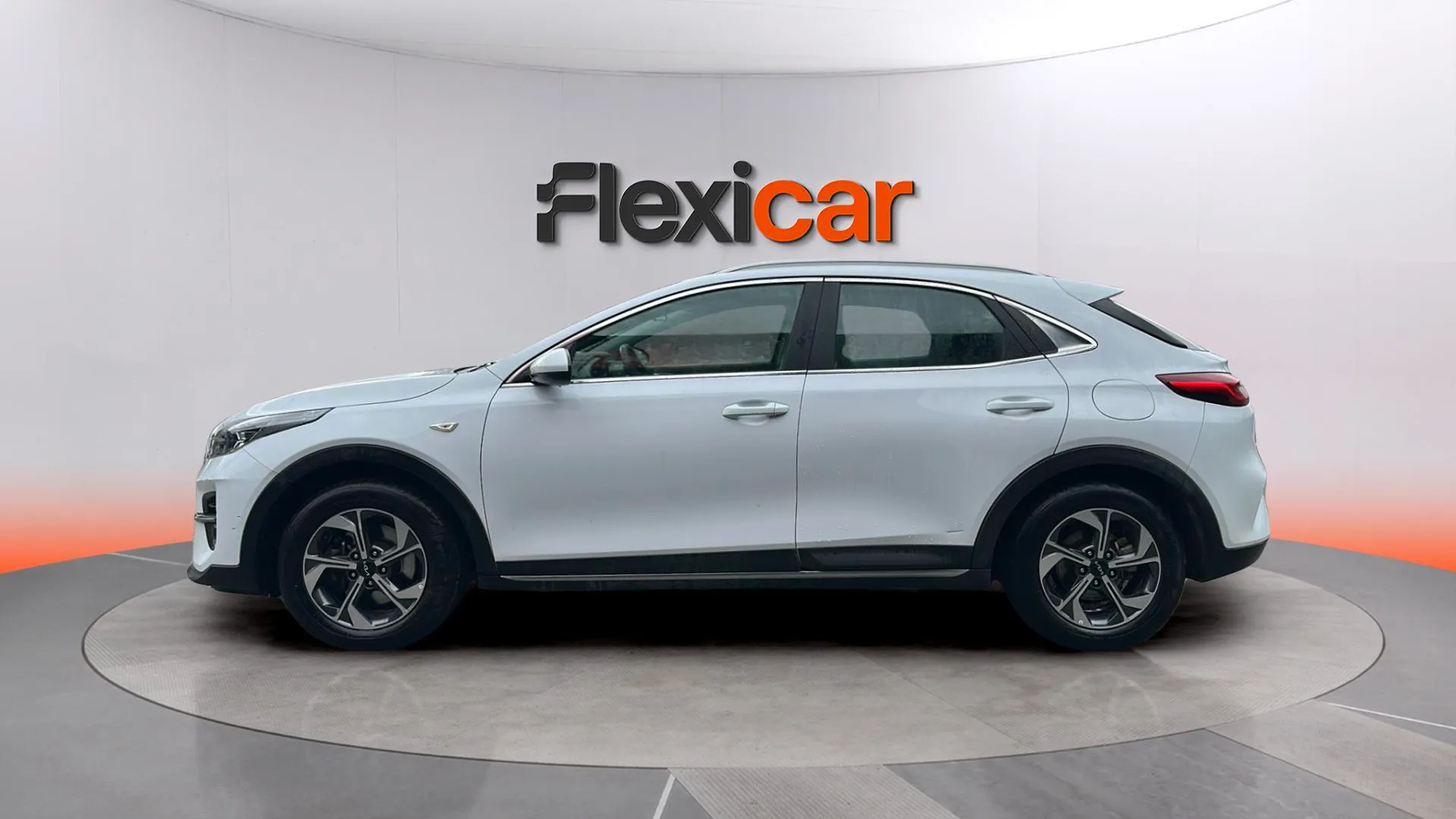 Kia XCeed 1.0 T-GDi Concept - foto 9