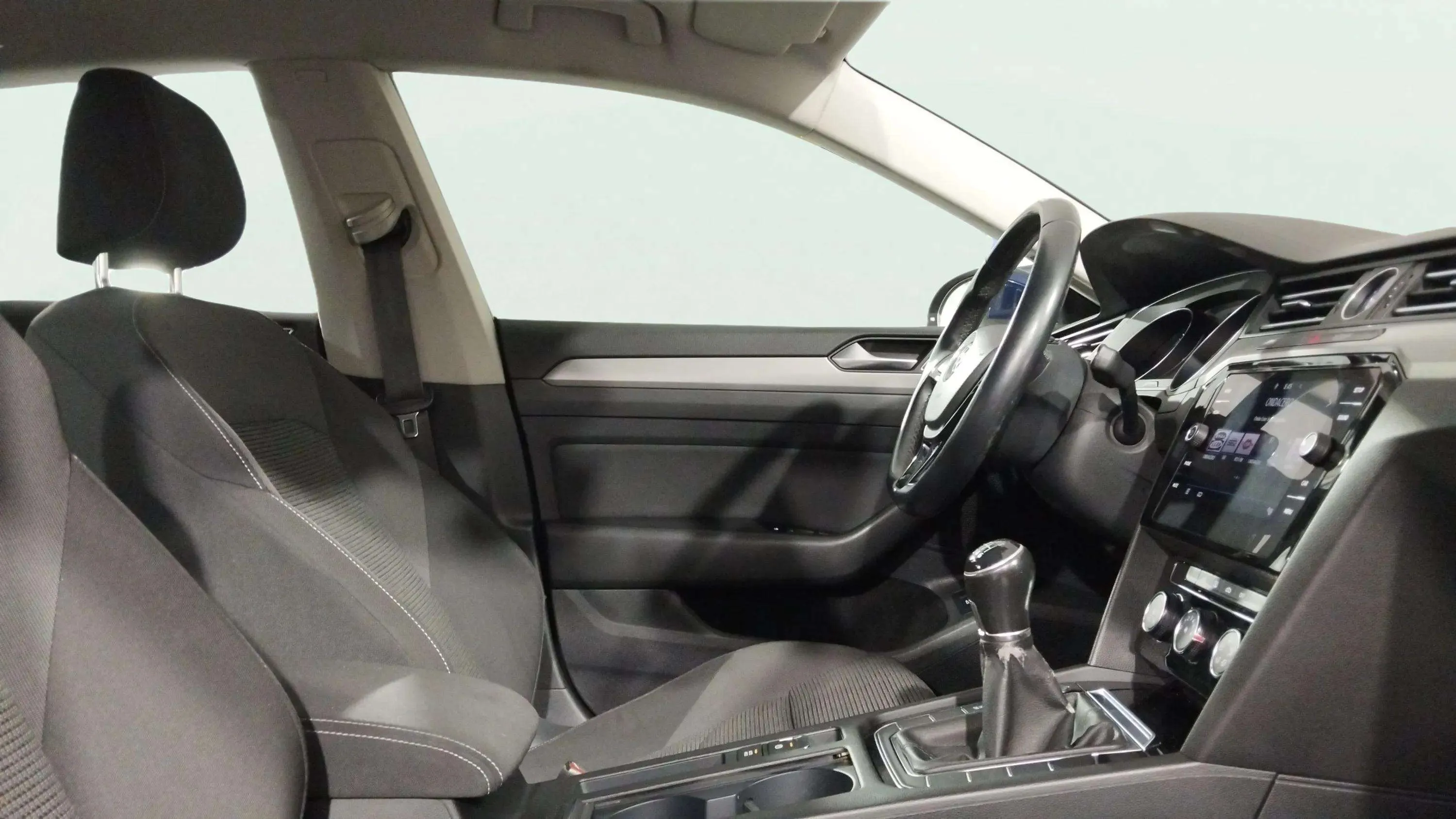 Volkswagen Arteon 2.0 TDI - foto 12