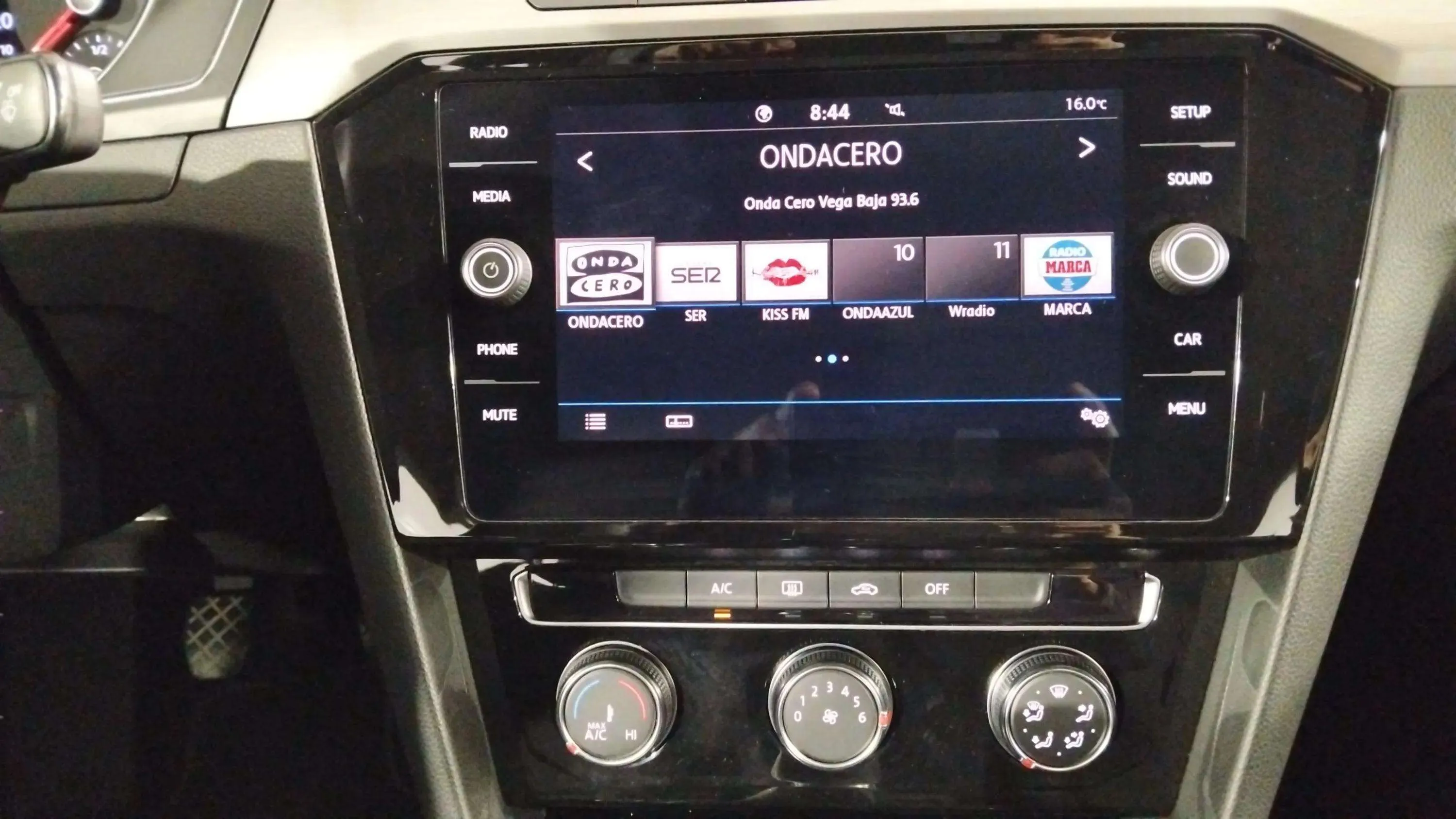 Volkswagen Arteon 2.0 TDI - foto 11