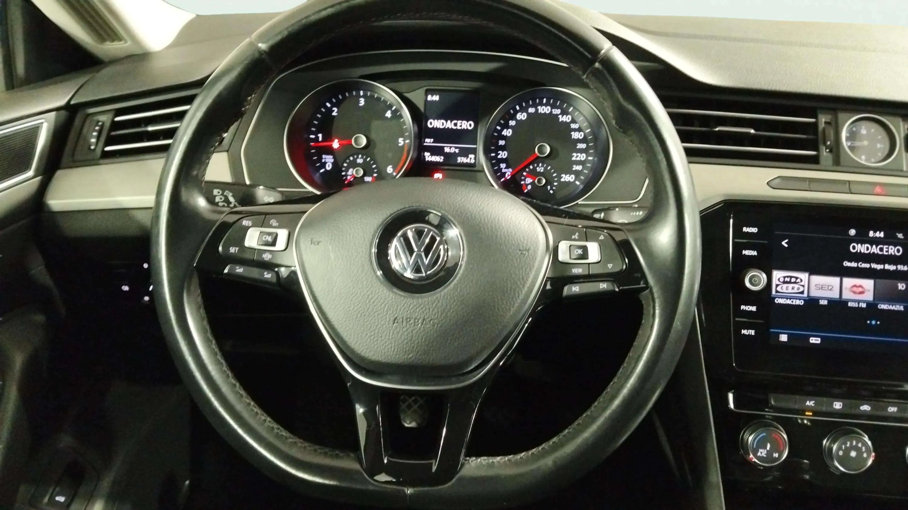 Volkswagen Arteon 2.0 TDI - foto 9