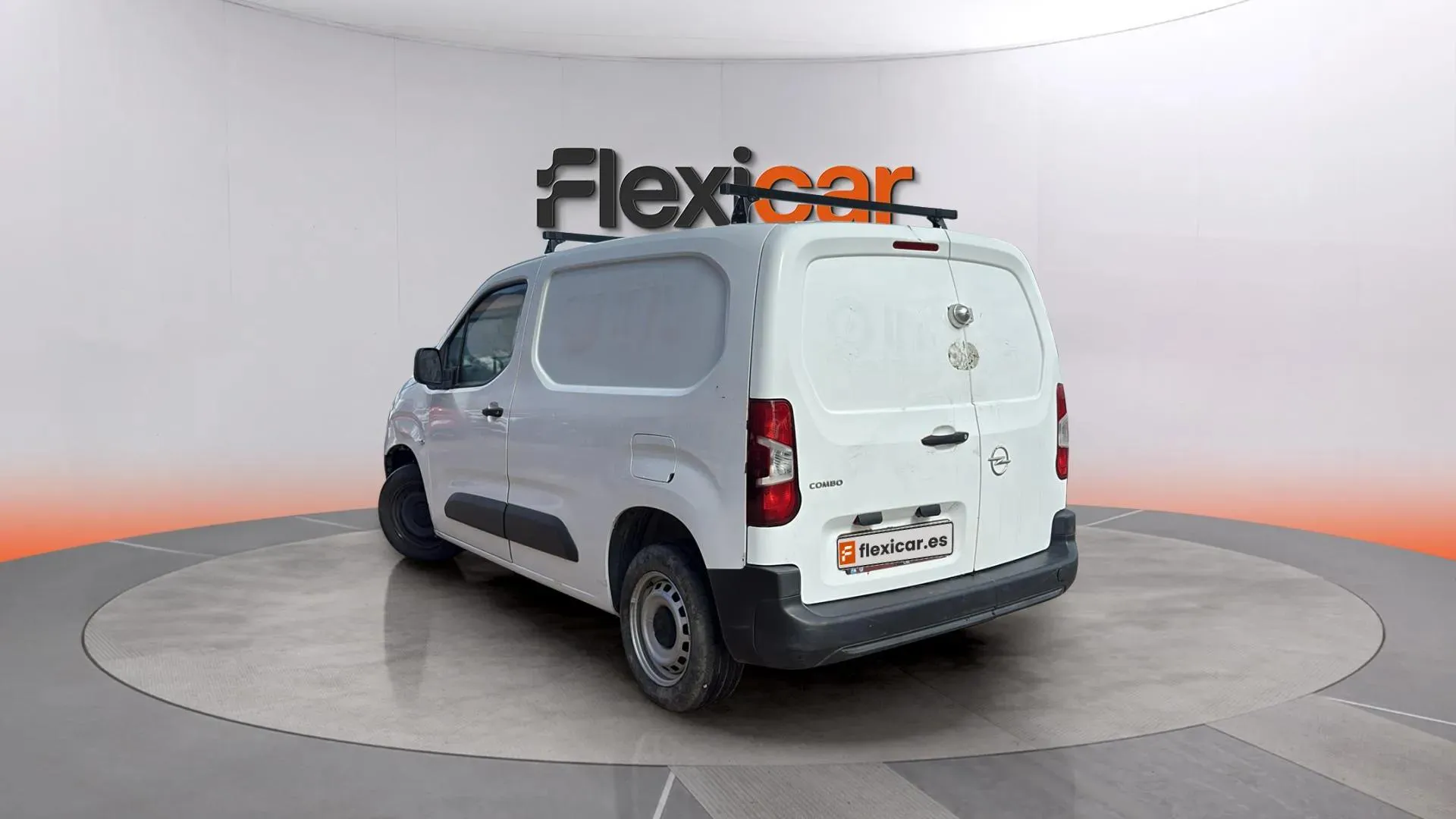 Opel Combo L Combo Furgon Diesel Combo Cargo 1.5TD L 650 Express 75 - foto 6