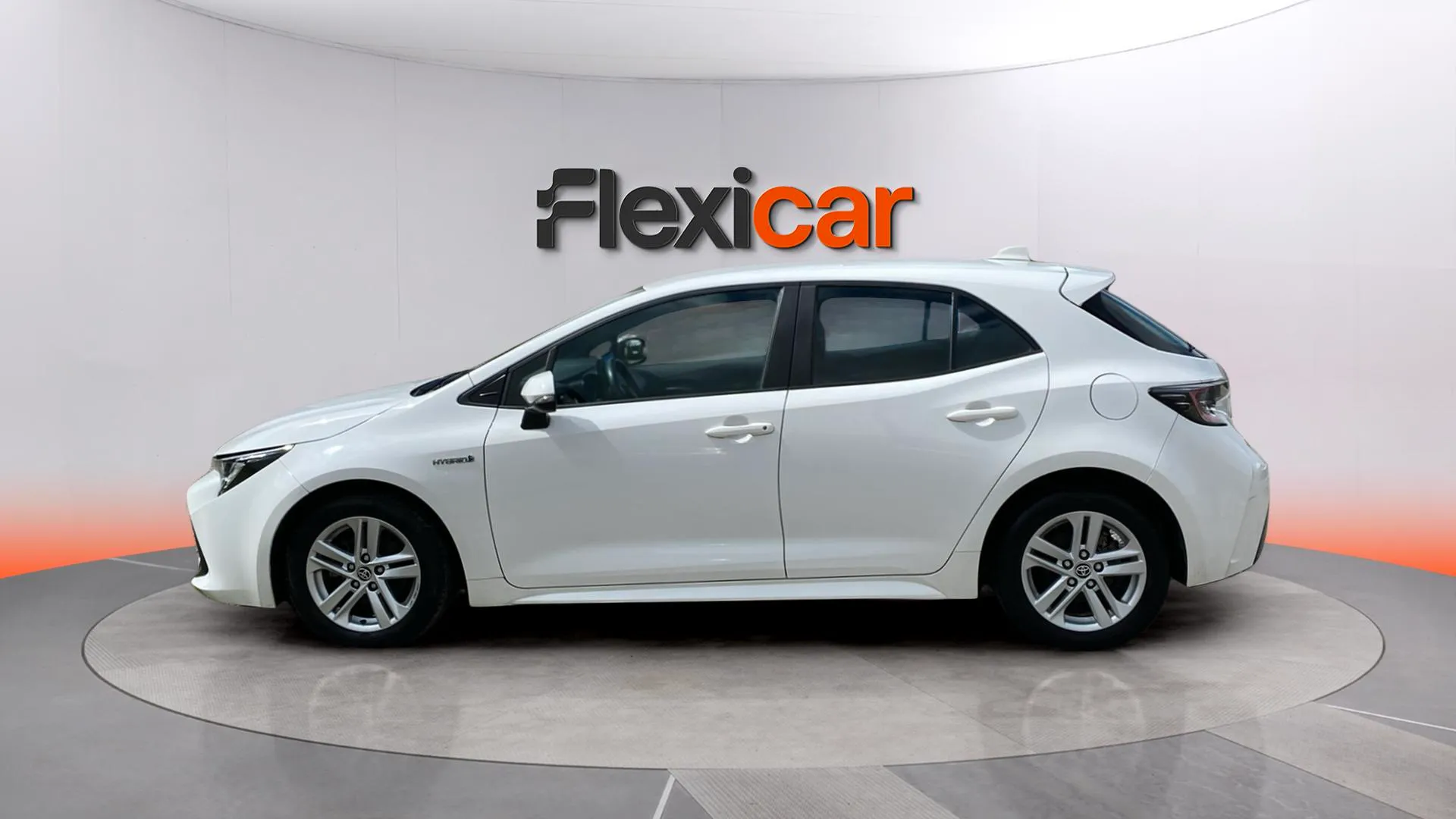 Toyota Corolla 1.8 125H Active Tech E-CVT - foto 8