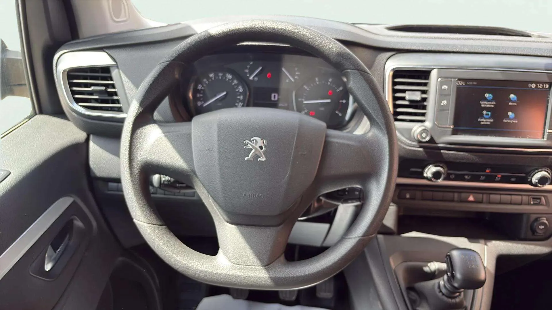 Peugeot Traveller Business 1.5 BlueHDi (120) Long - foto 14