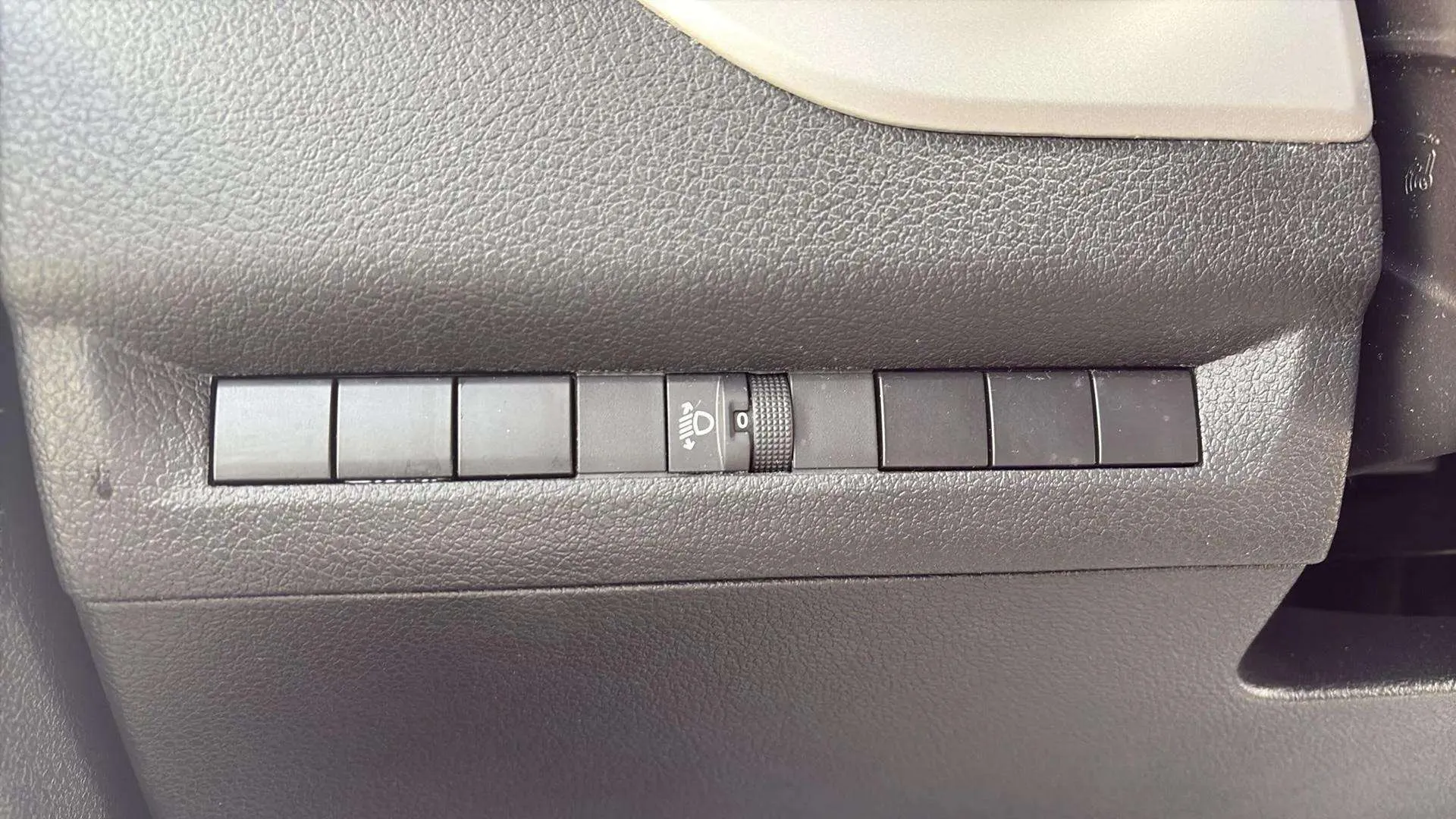 Peugeot Traveller Business 1.5 BlueHDi (120) Long - foto 17