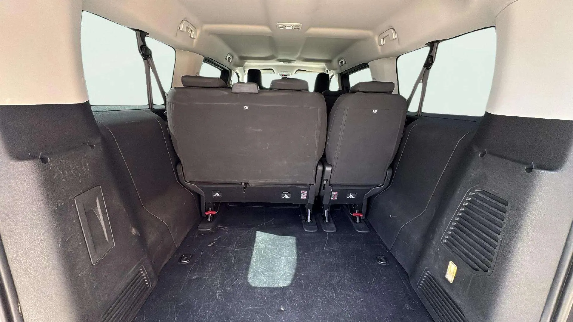 Peugeot Traveller Business 1.5 BlueHDi (120) Long - foto 12