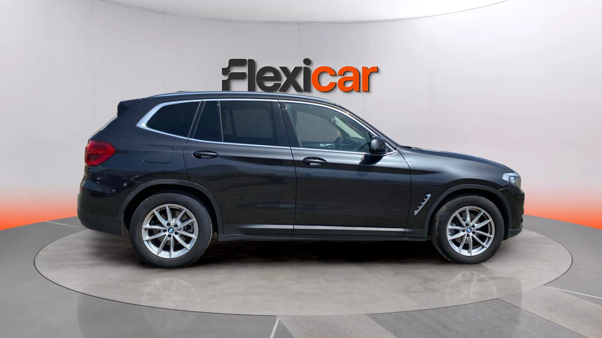 BMW X3 sDrive18d - foto 8