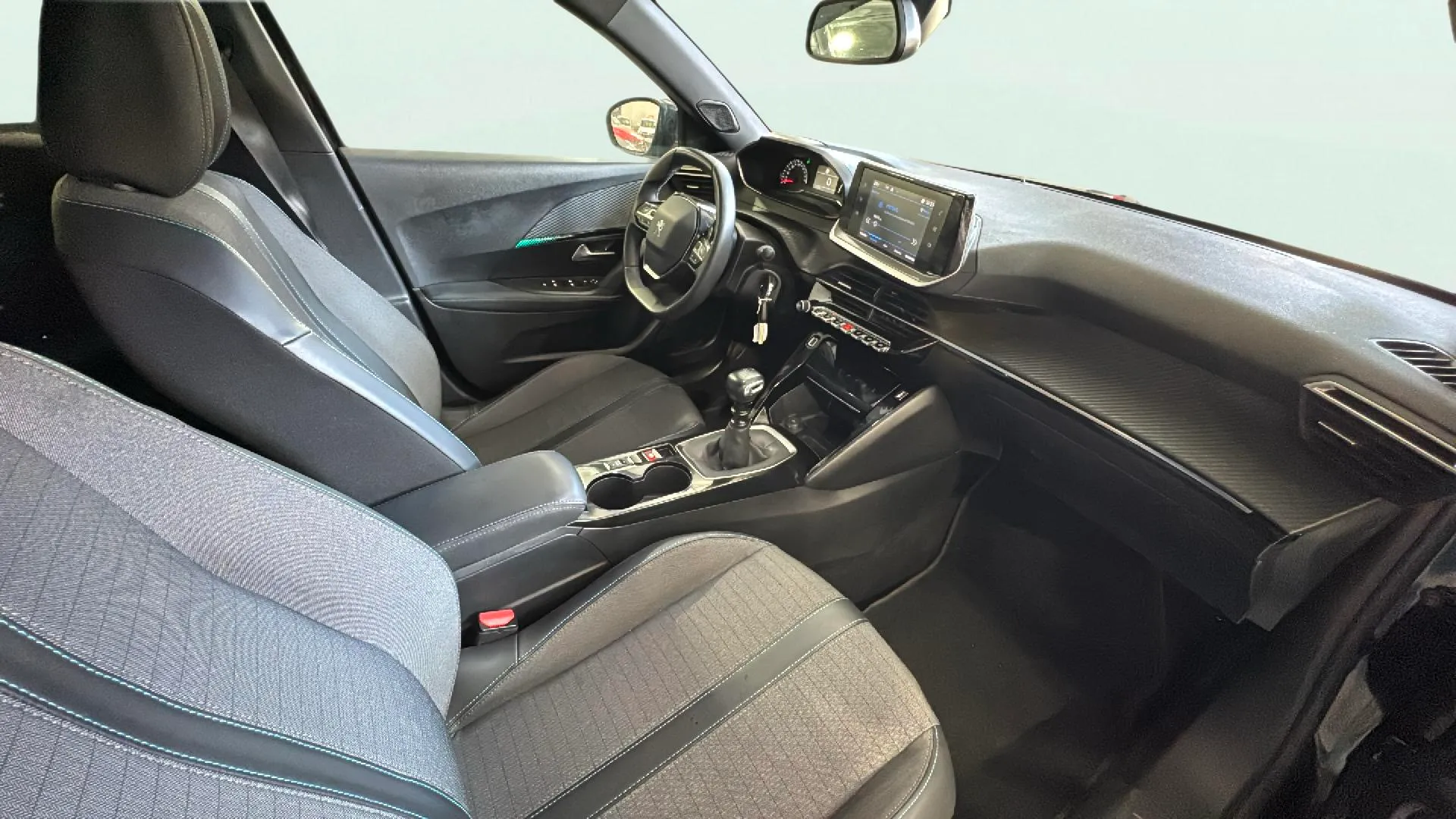 Peugeot 2008 Active Pack PureTech 100 - foto 12