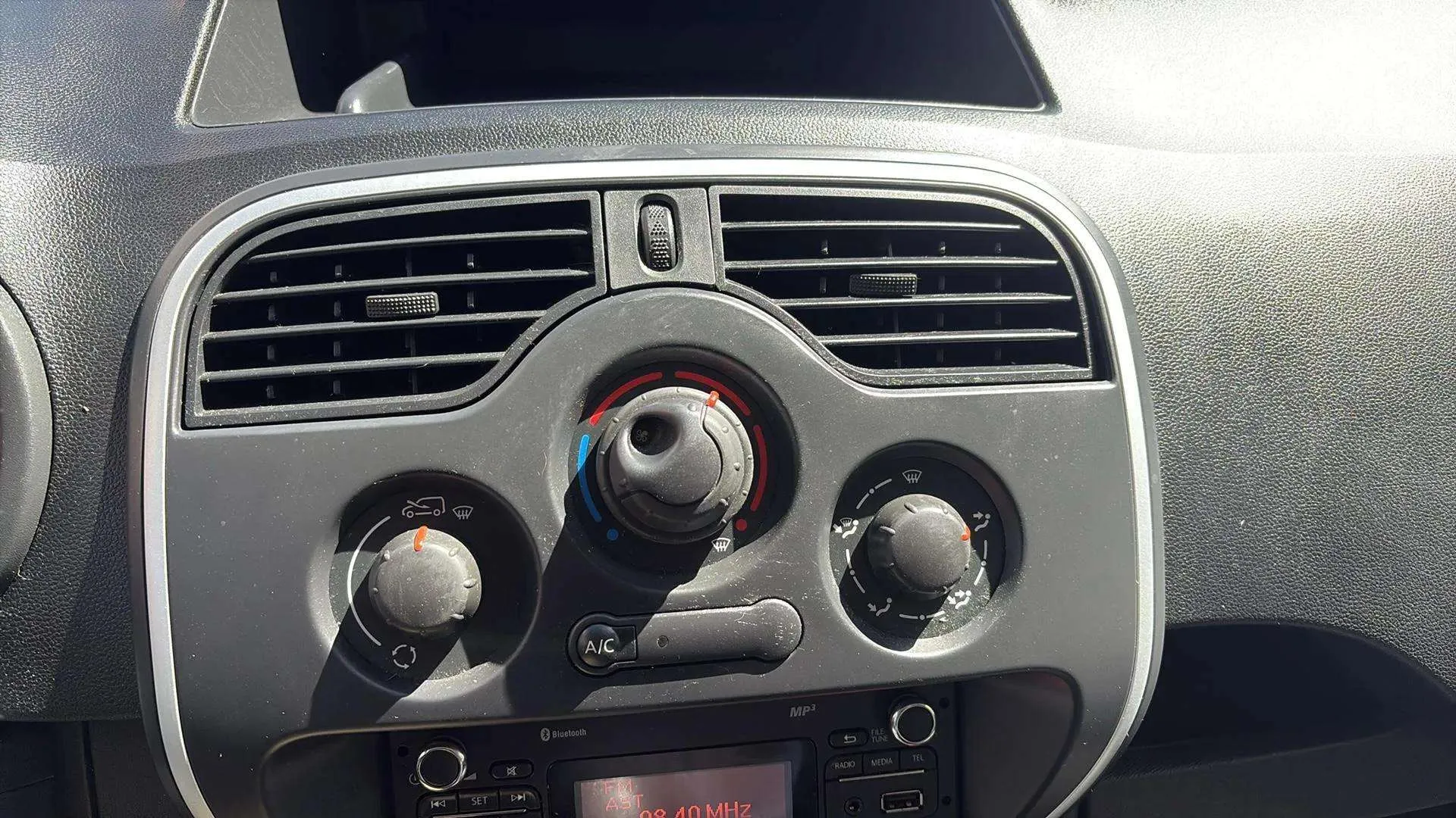 Renault Kangoo Furgón Diesel Kangoo Fg. 1.5Blue dCi Profesional - foto 21