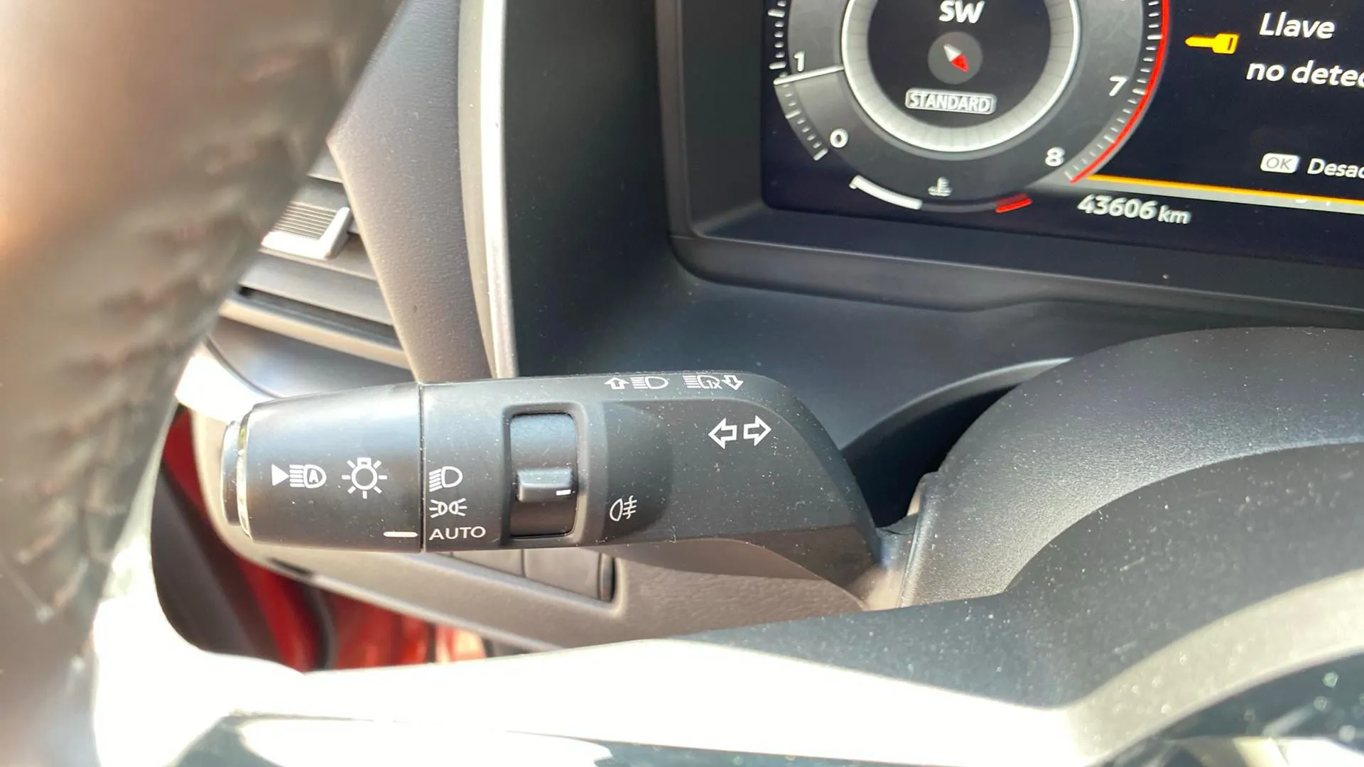 Nissan Qashqai DIG-T N-Connecta - foto 16