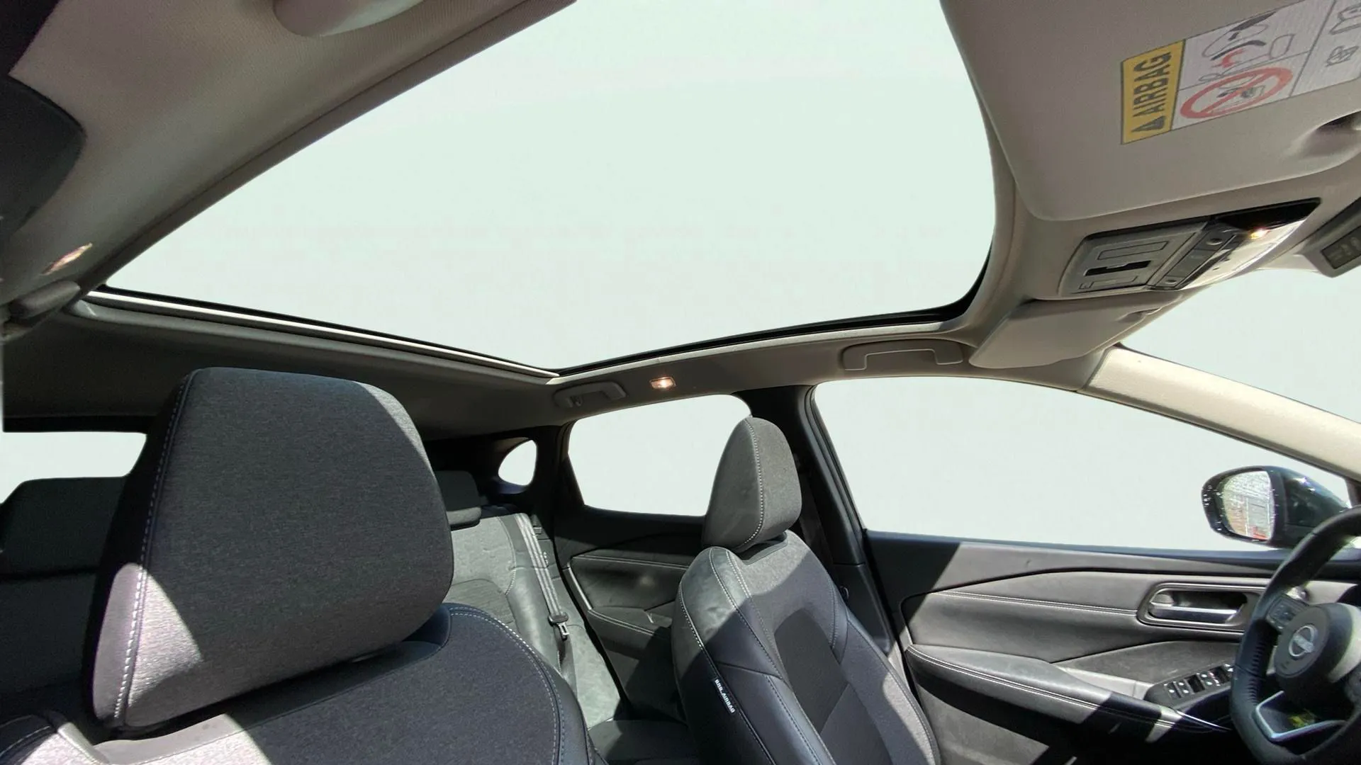 Nissan Qashqai DIG-T N-Connecta - foto 27