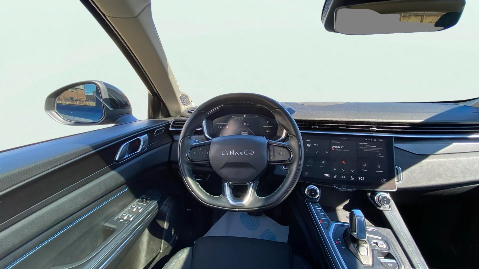 Lynk & Co 01 1.5 PHEV - foto 10