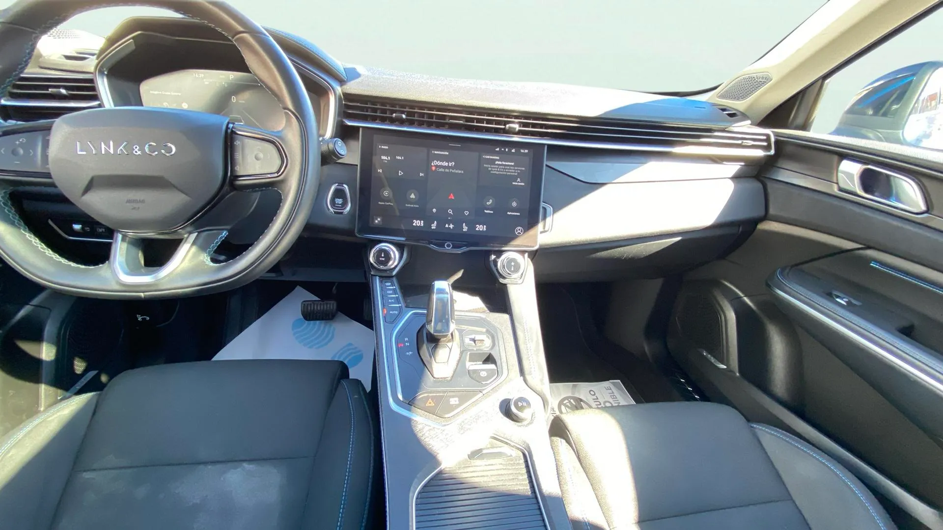 Lynk & Co 01 1.5 PHEV - foto 12