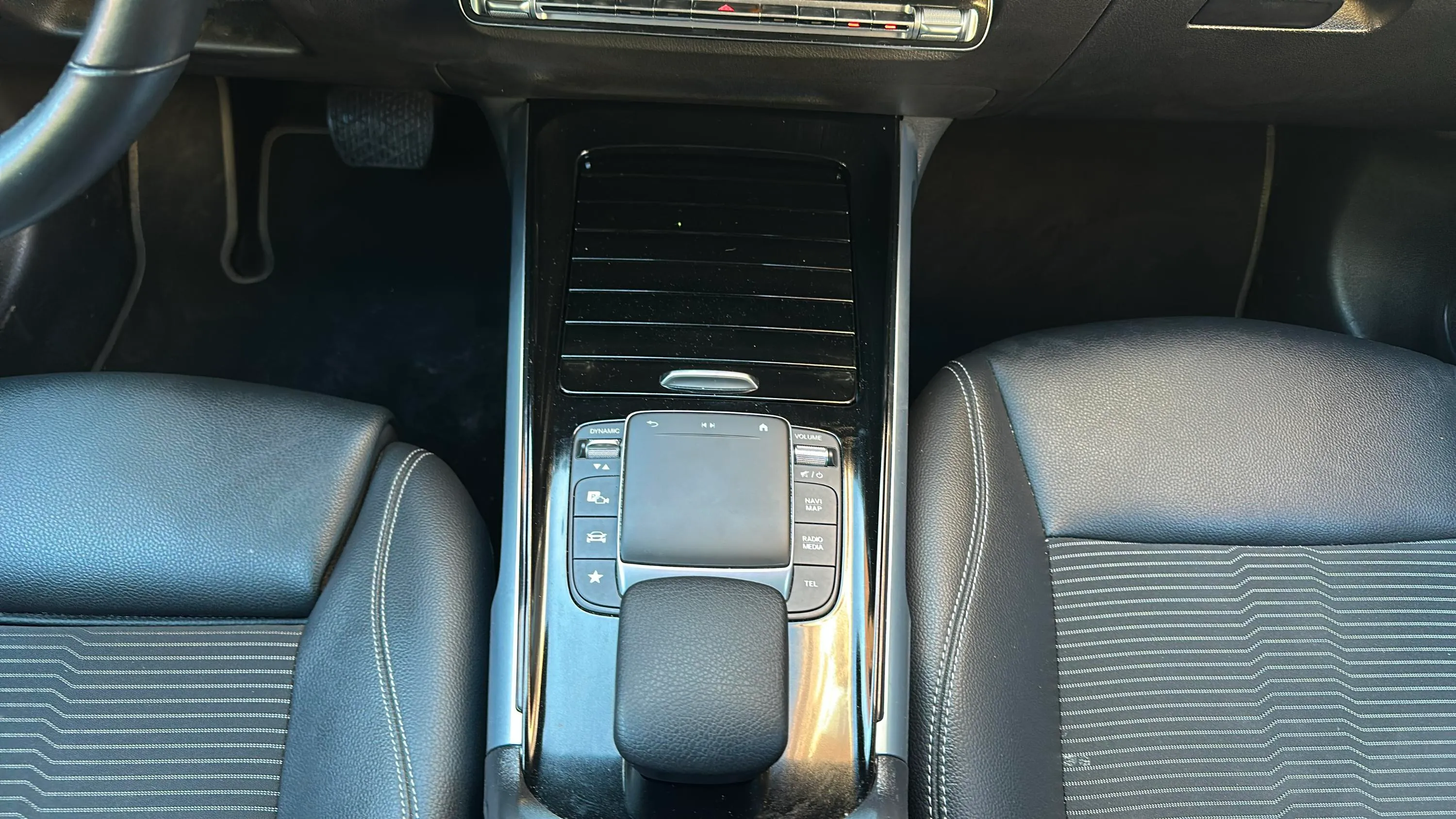 Mercedes-Benz GLB 2.0 GLB 200 D DCT - foto 18