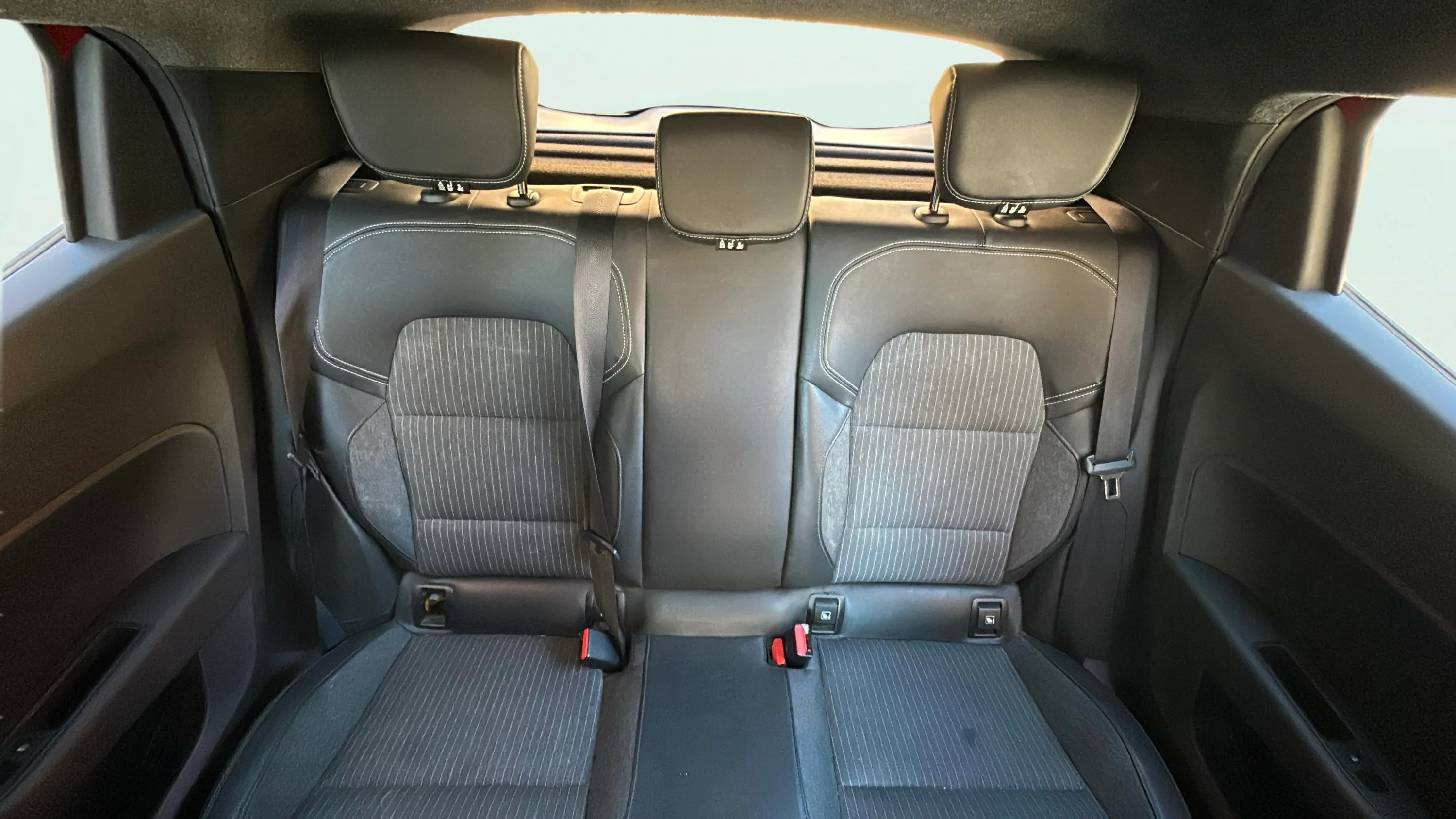 Renault Clio Techno TCe 90 - foto 16