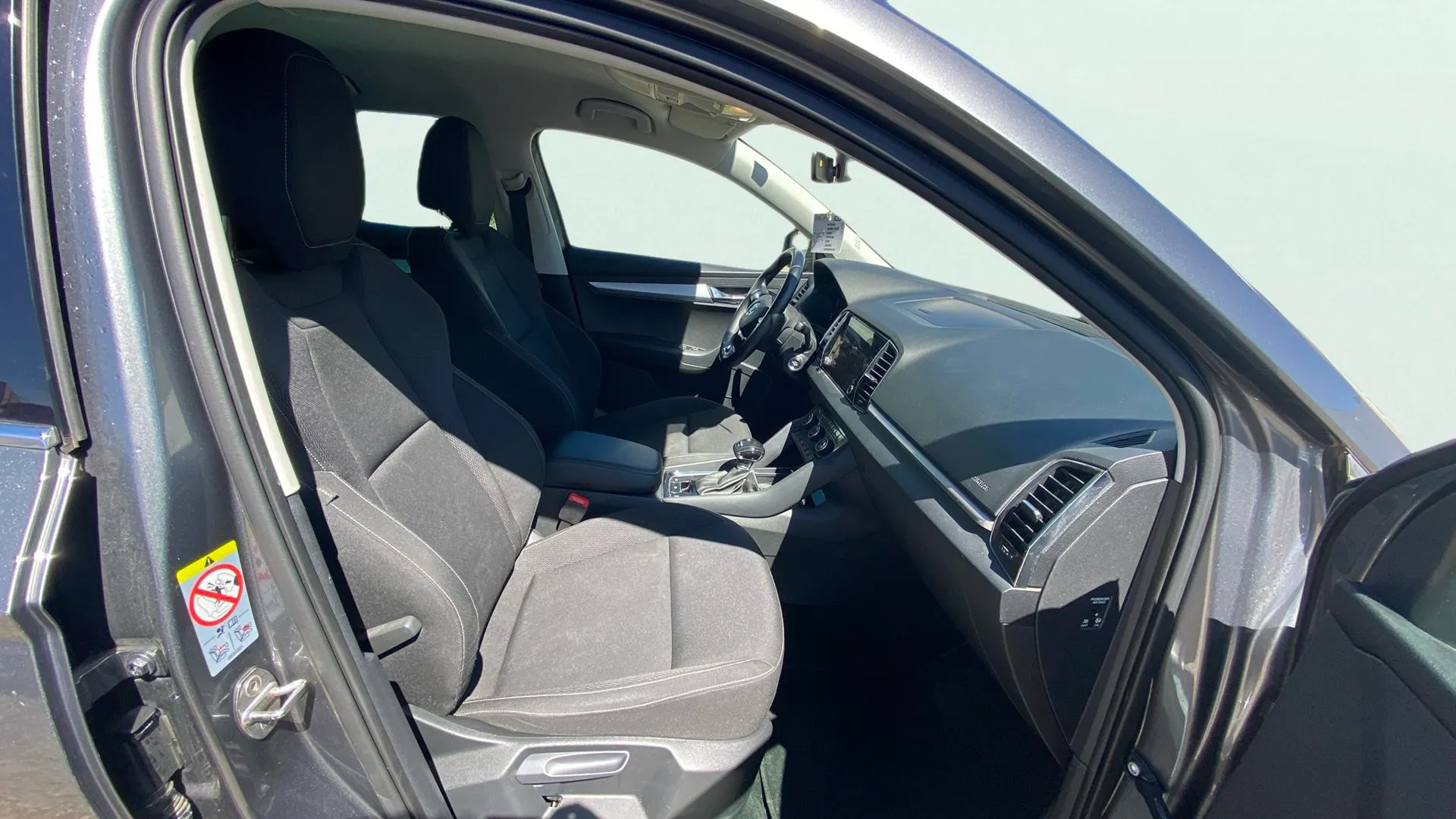 Škoda Karoq 2.0 TDI DSG 4x4 Ambition - foto 17