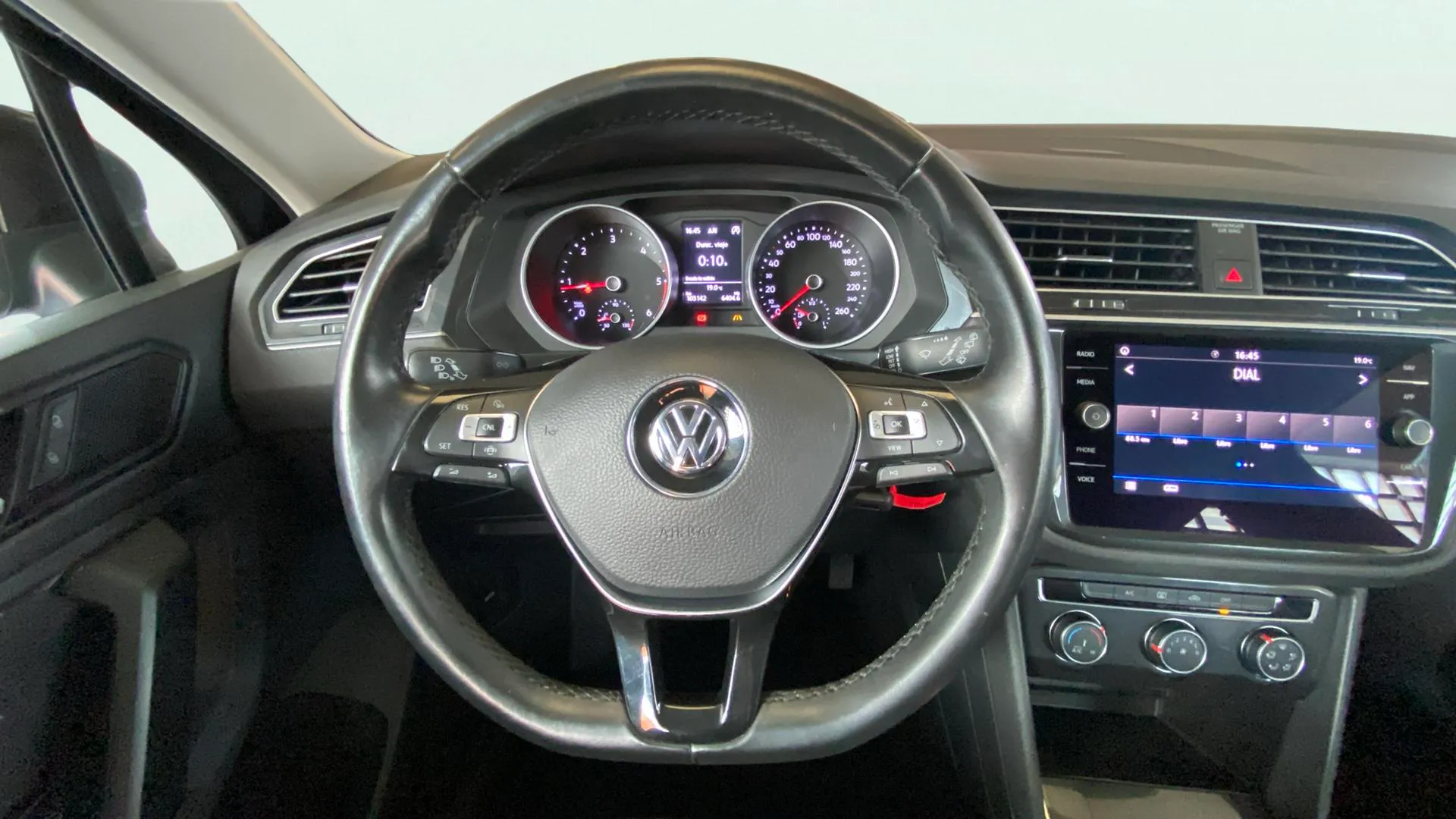 Volkswagen Tiguan Edition 2.0 TDI - foto 15