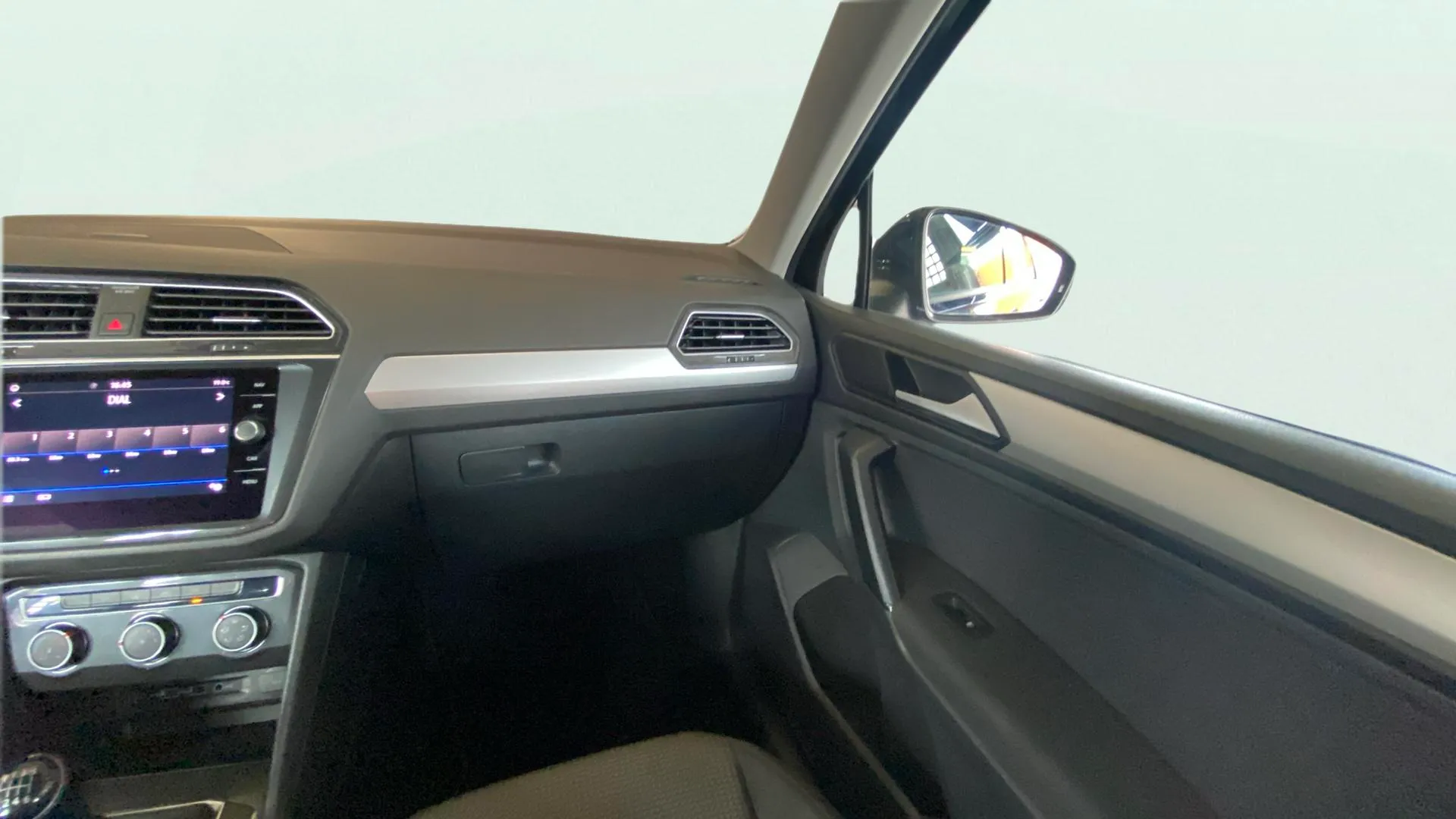 Volkswagen Tiguan Edition 2.0 TDI - foto 14