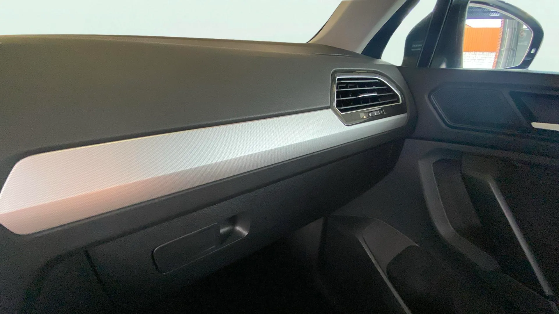 Volkswagen Tiguan Edition 2.0 TDI - foto 22