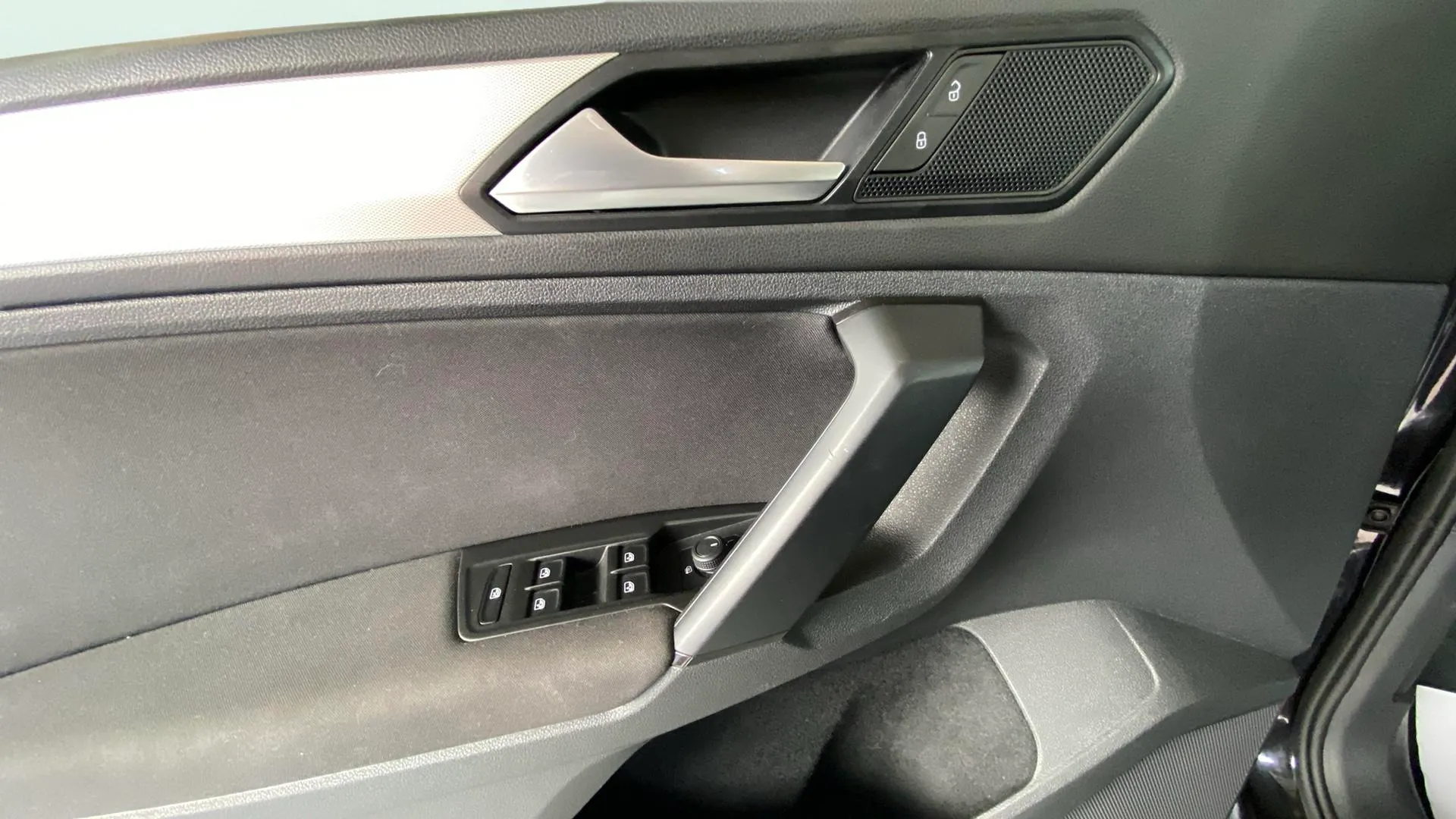 Volkswagen Tiguan Edition 2.0 TDI - foto 24