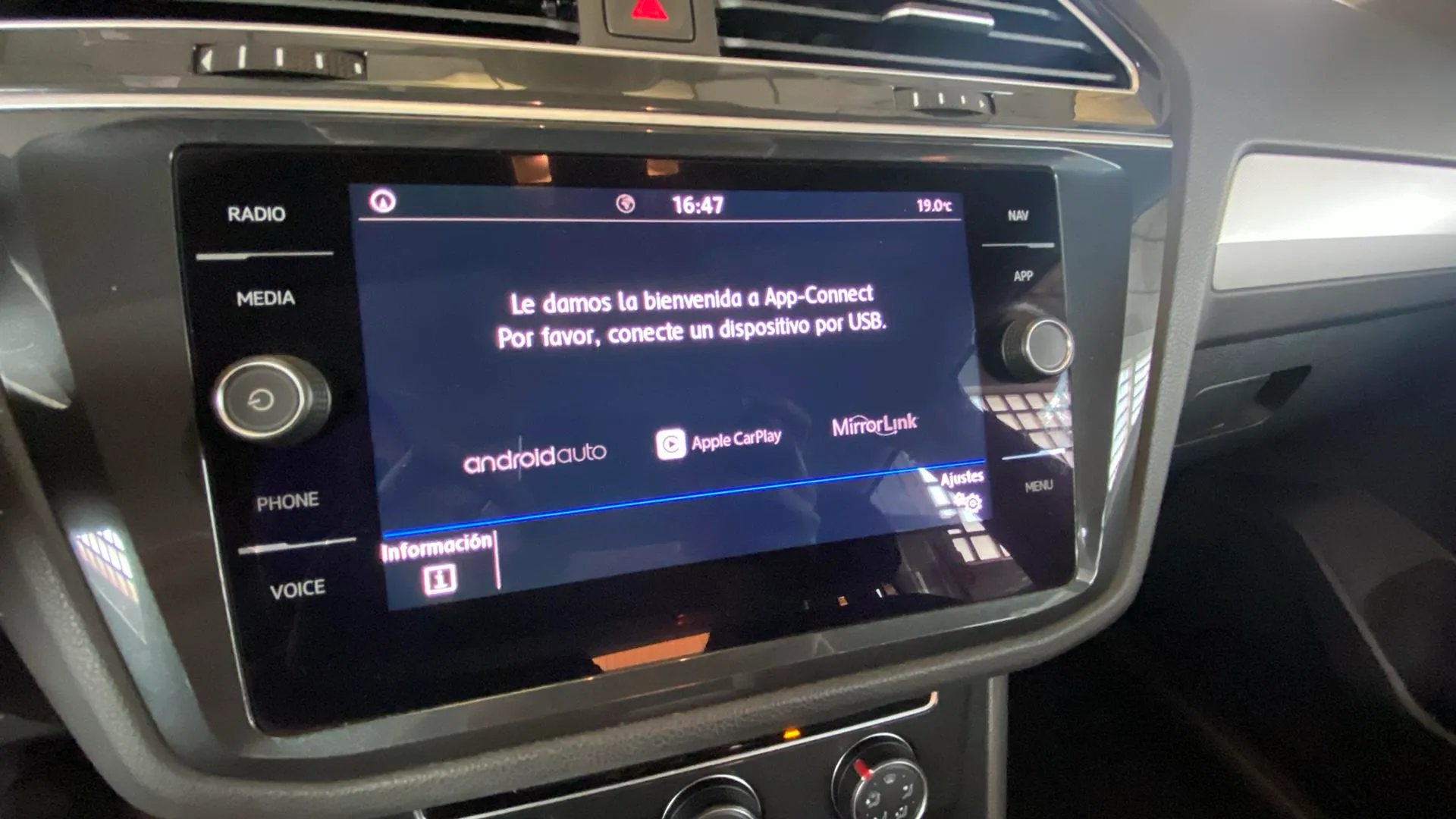 Volkswagen Tiguan Edition 2.0 TDI - foto 28