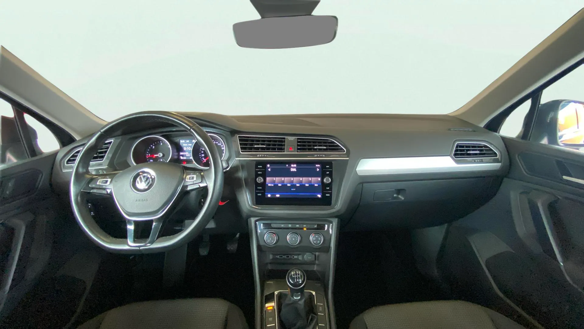 Volkswagen Tiguan Edition 2.0 TDI - foto 13