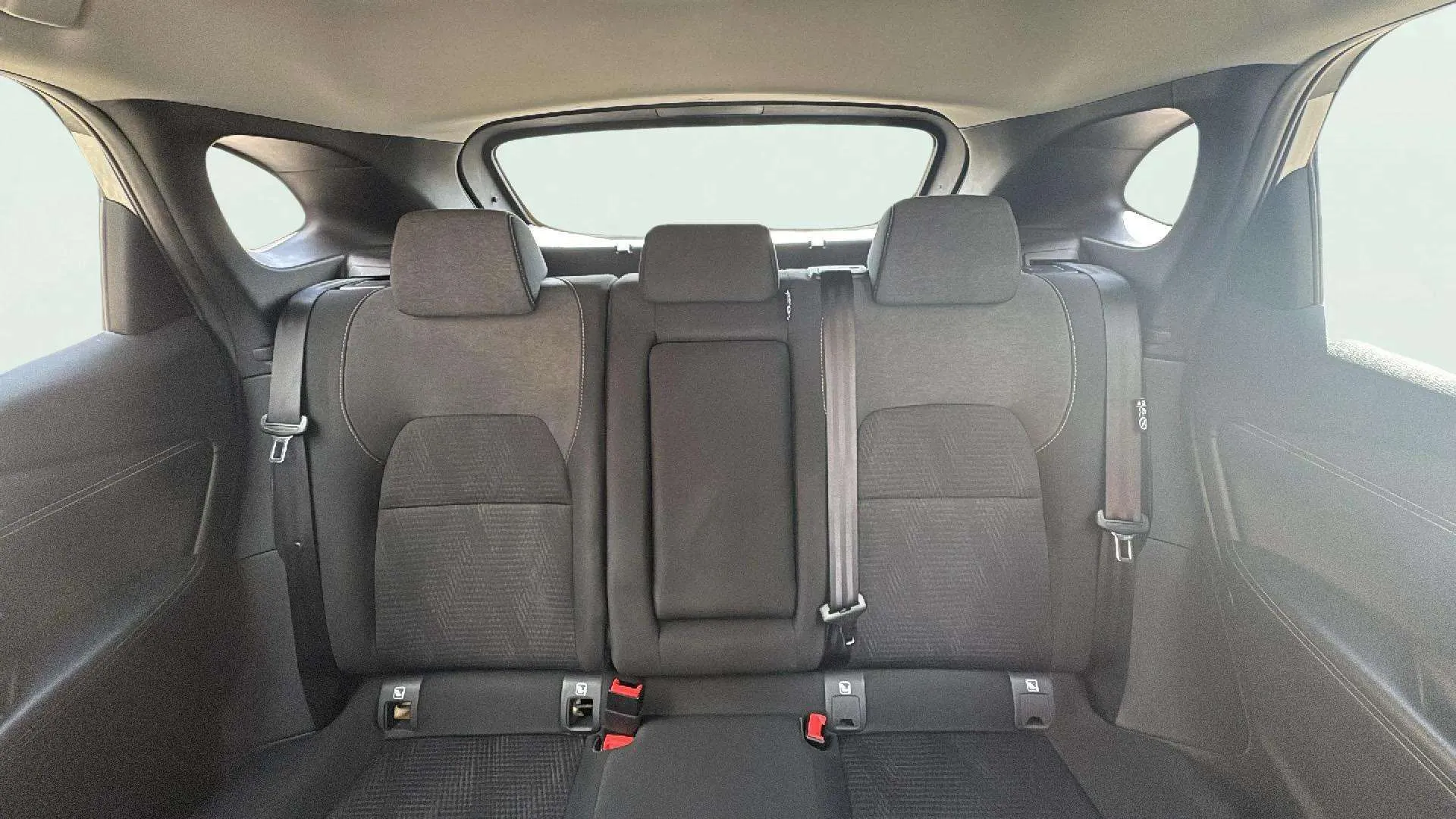 Nissan Qashqai DIG-T N-Connecta - foto 11