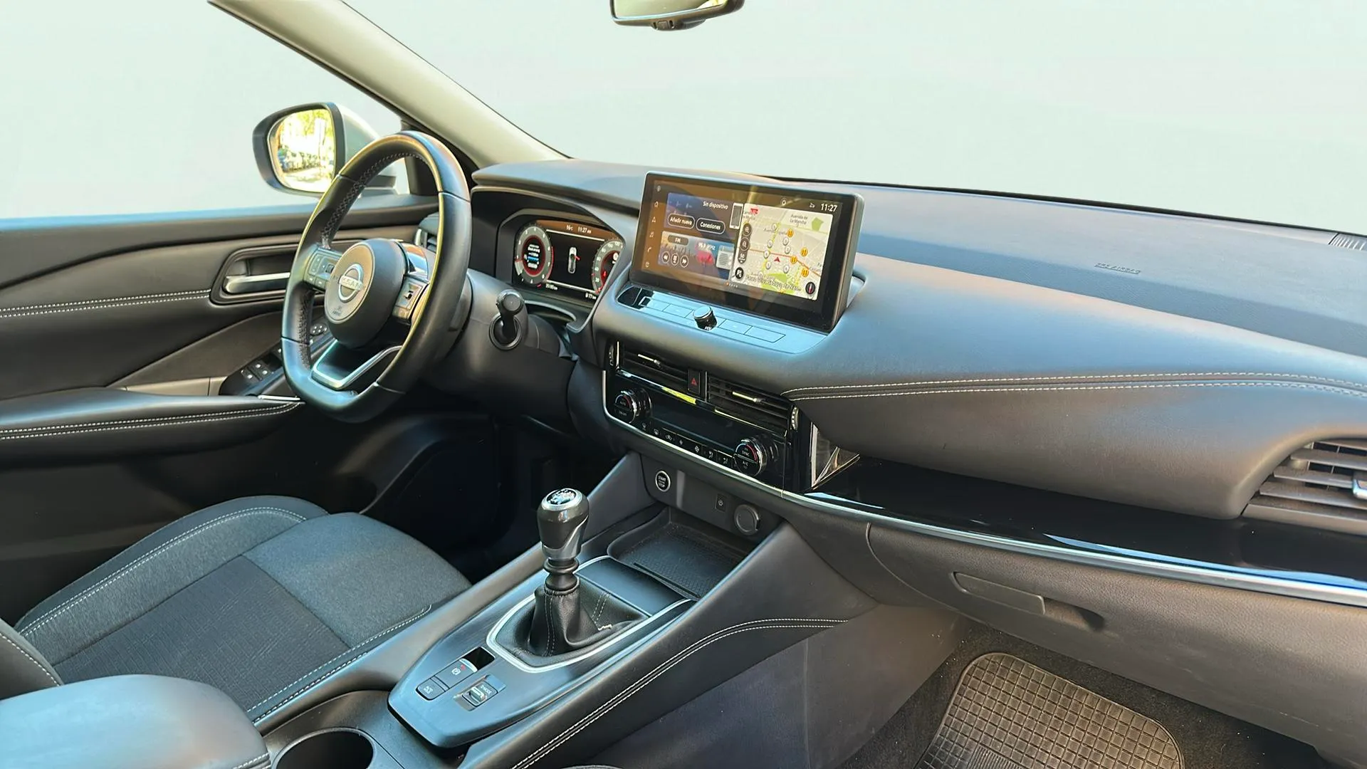 Nissan Qashqai DIG-T N-Connecta - foto 11