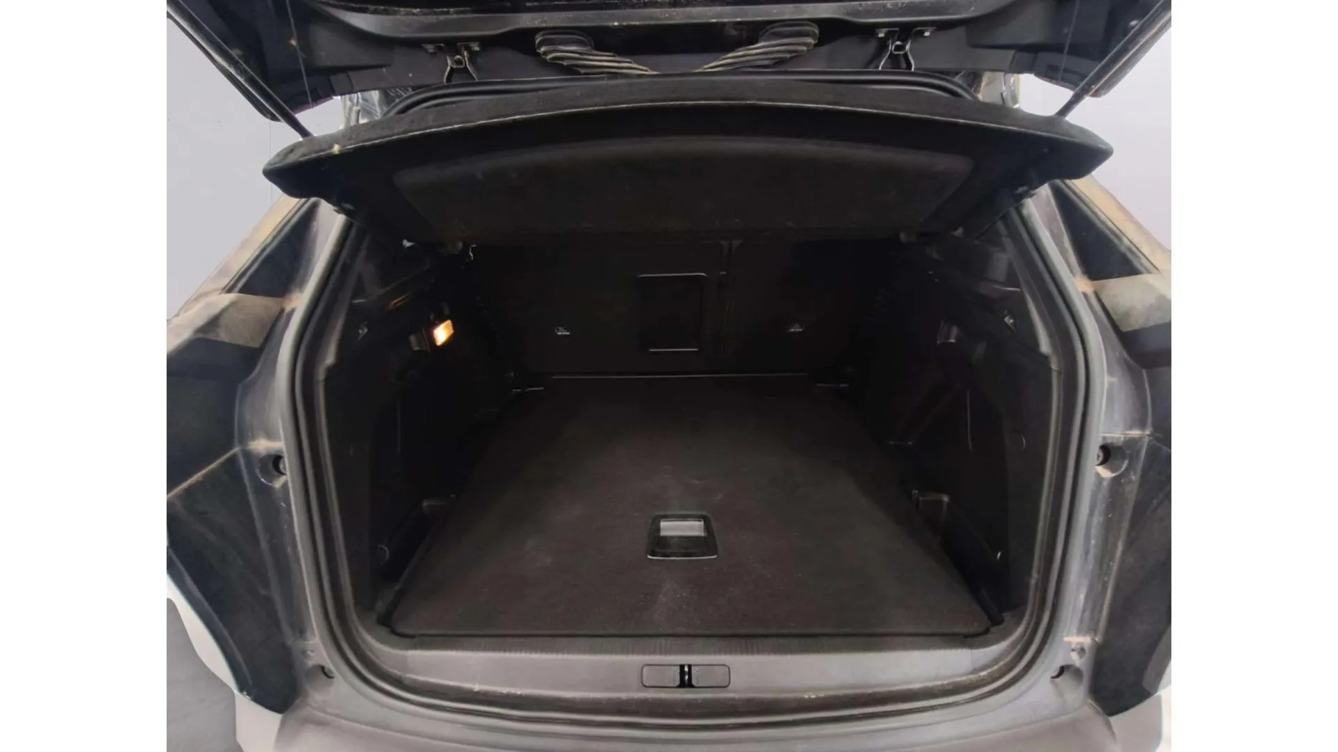 Peugeot 3008 1.5 BlueHDi Allure Pack EAT8 - foto 9