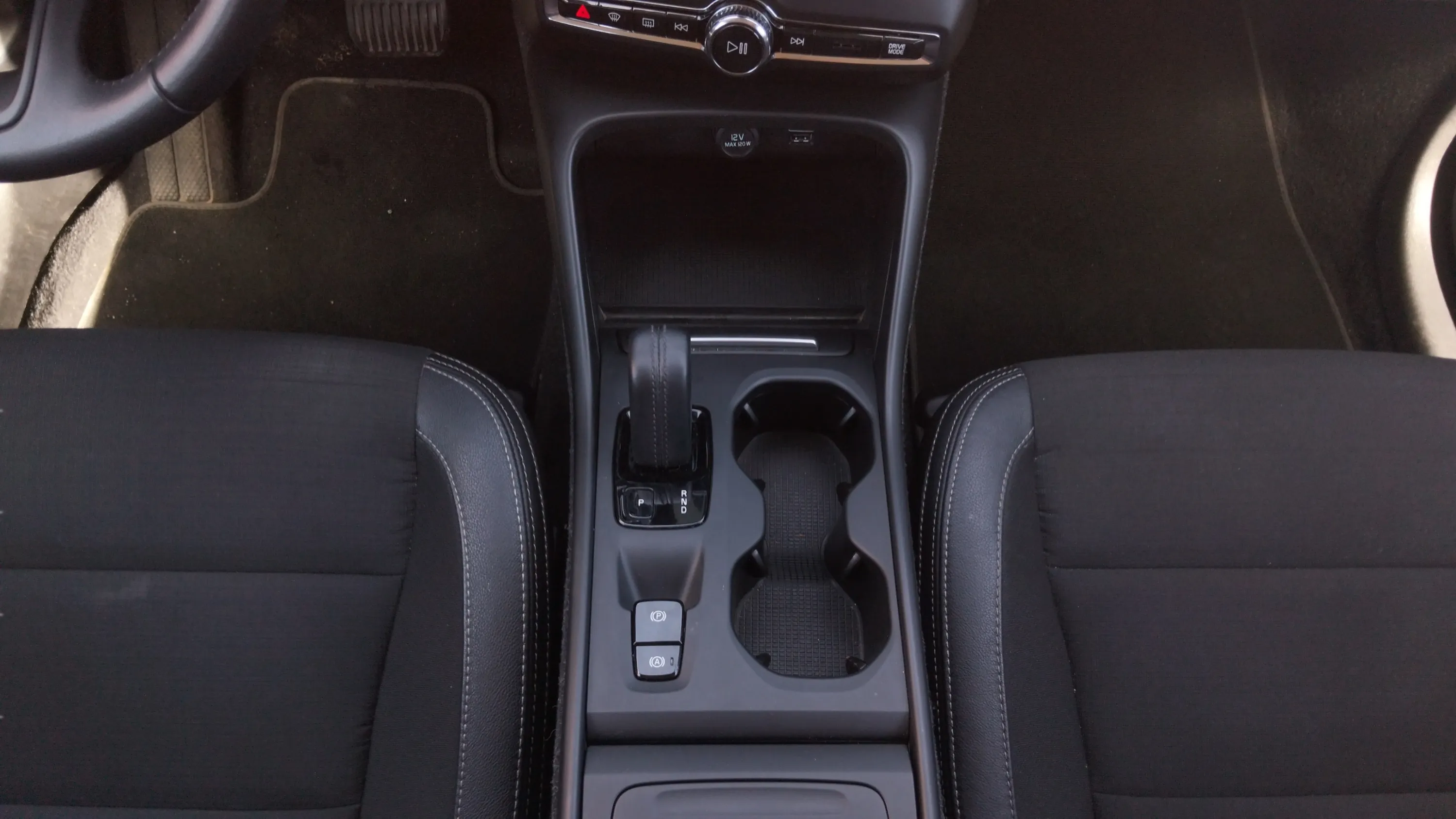 Volvo XC40 2.0 D3 Business Plus - foto 21