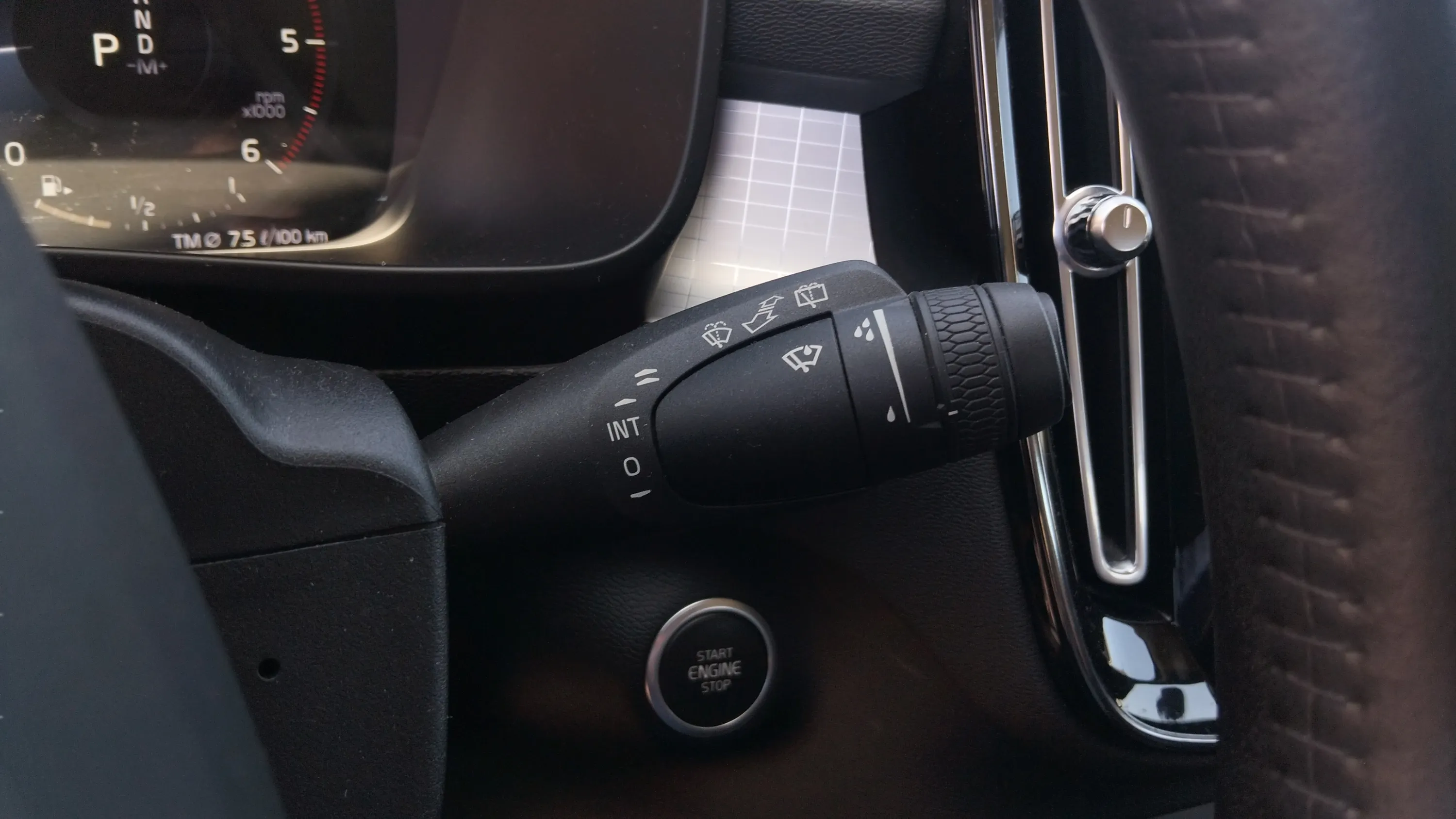 Volvo XC40 2.0 D3 Business Plus - foto 23