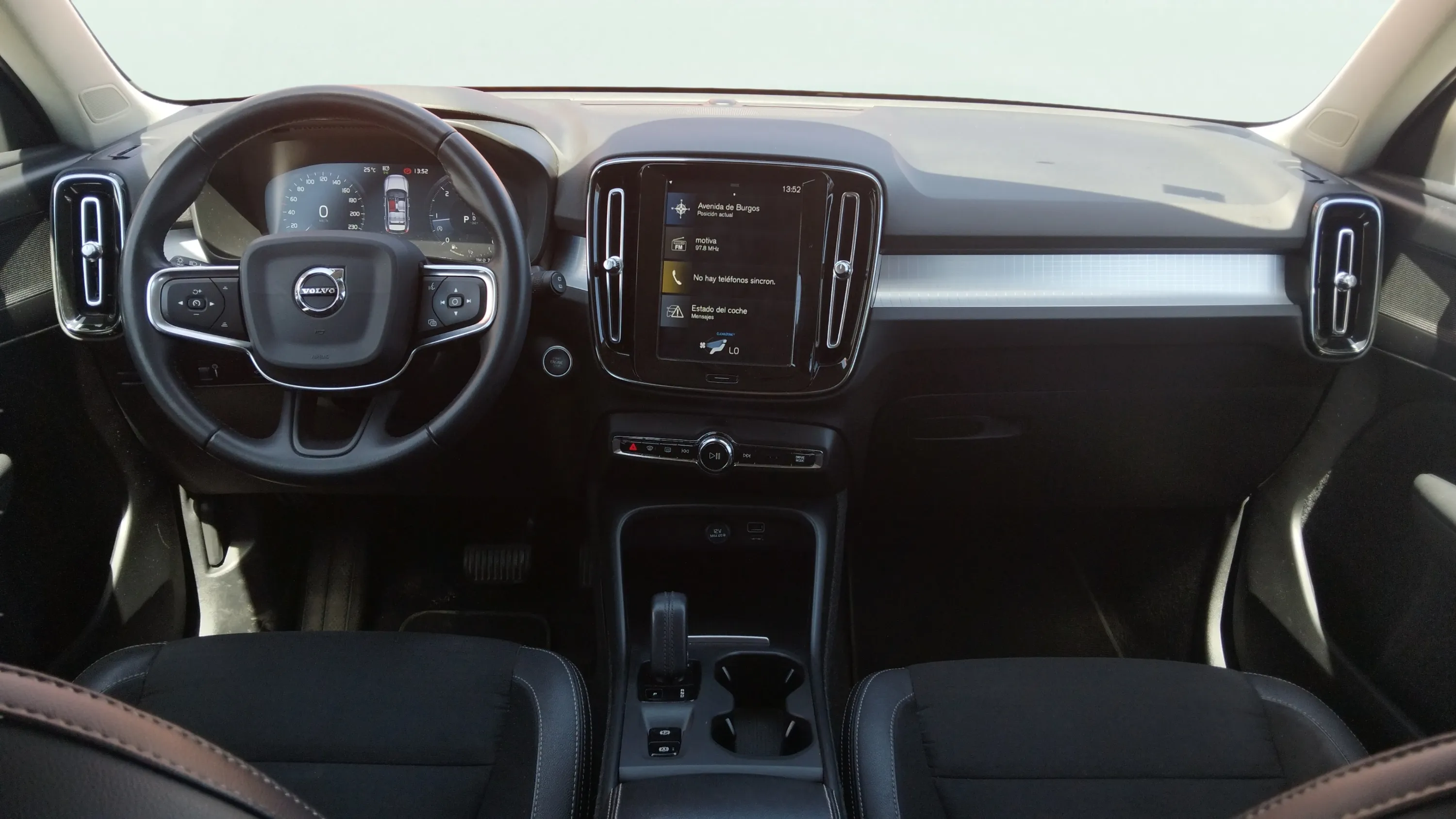 Volvo XC40 2.0 D3 Business Plus - foto 16