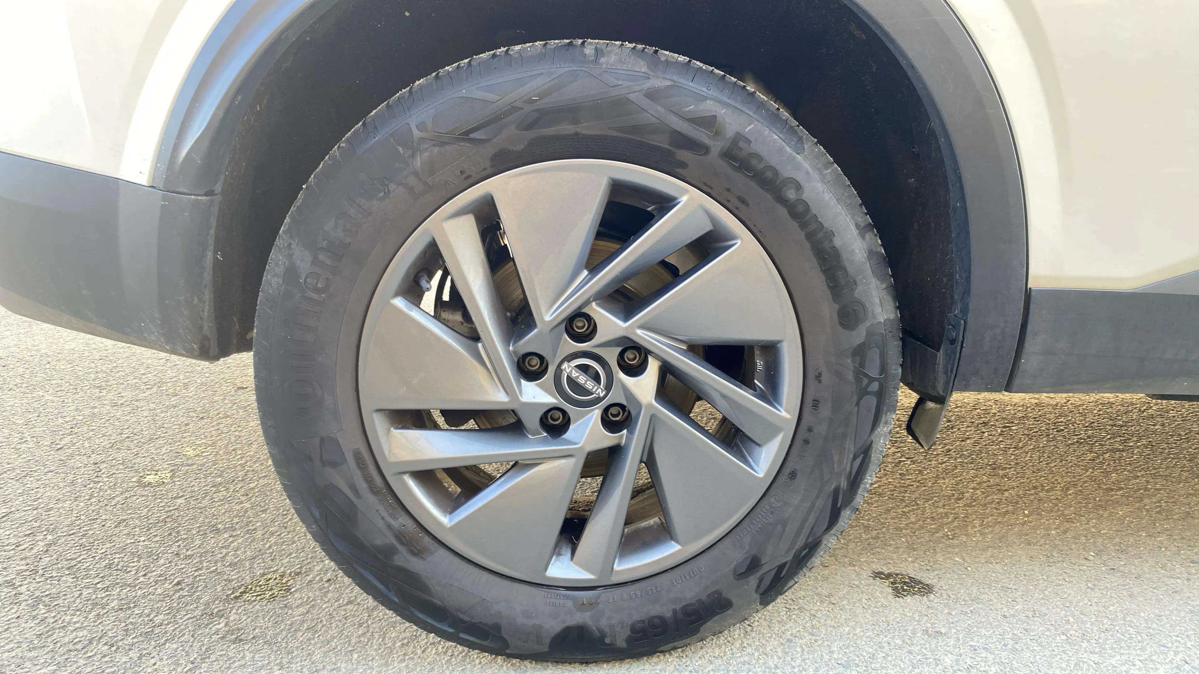 Nissan Qashqai DIG-T mHEV 4x2 Acenta - foto 27