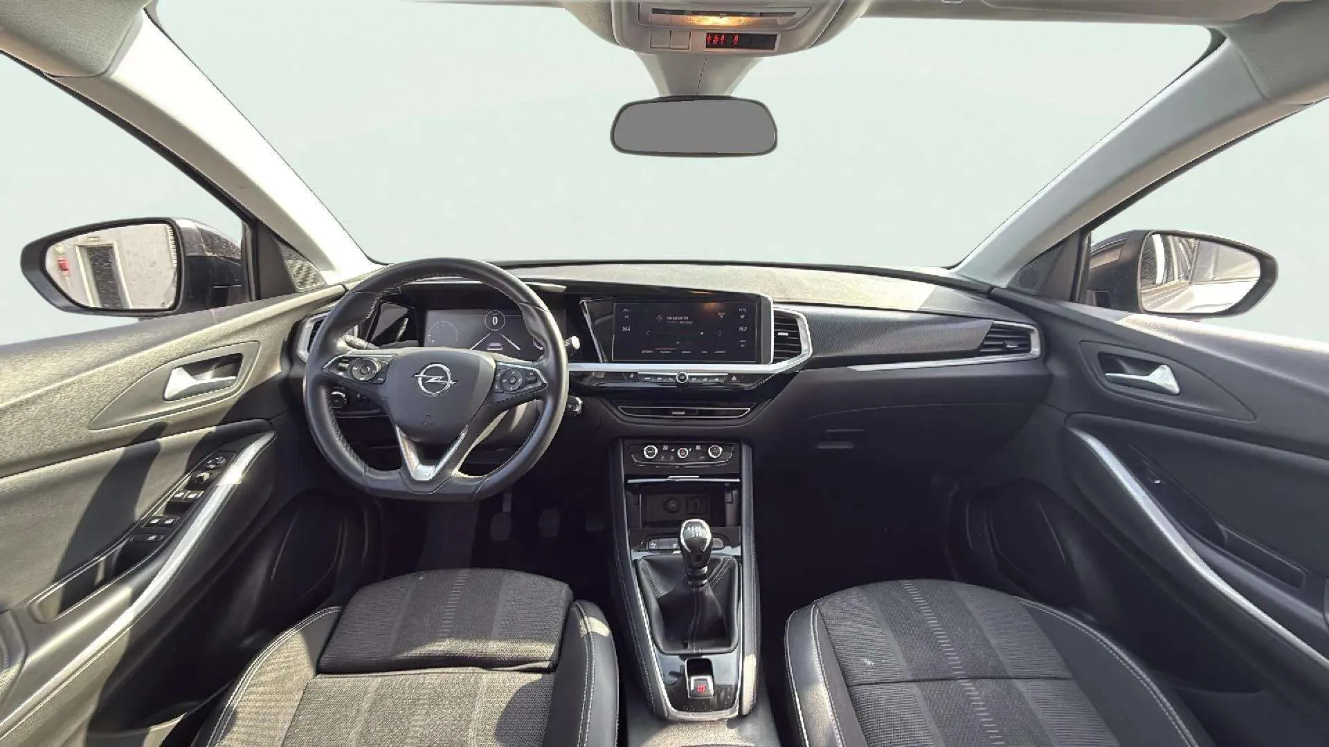 Opel Grandland 1.2 Turbo GS - foto 9